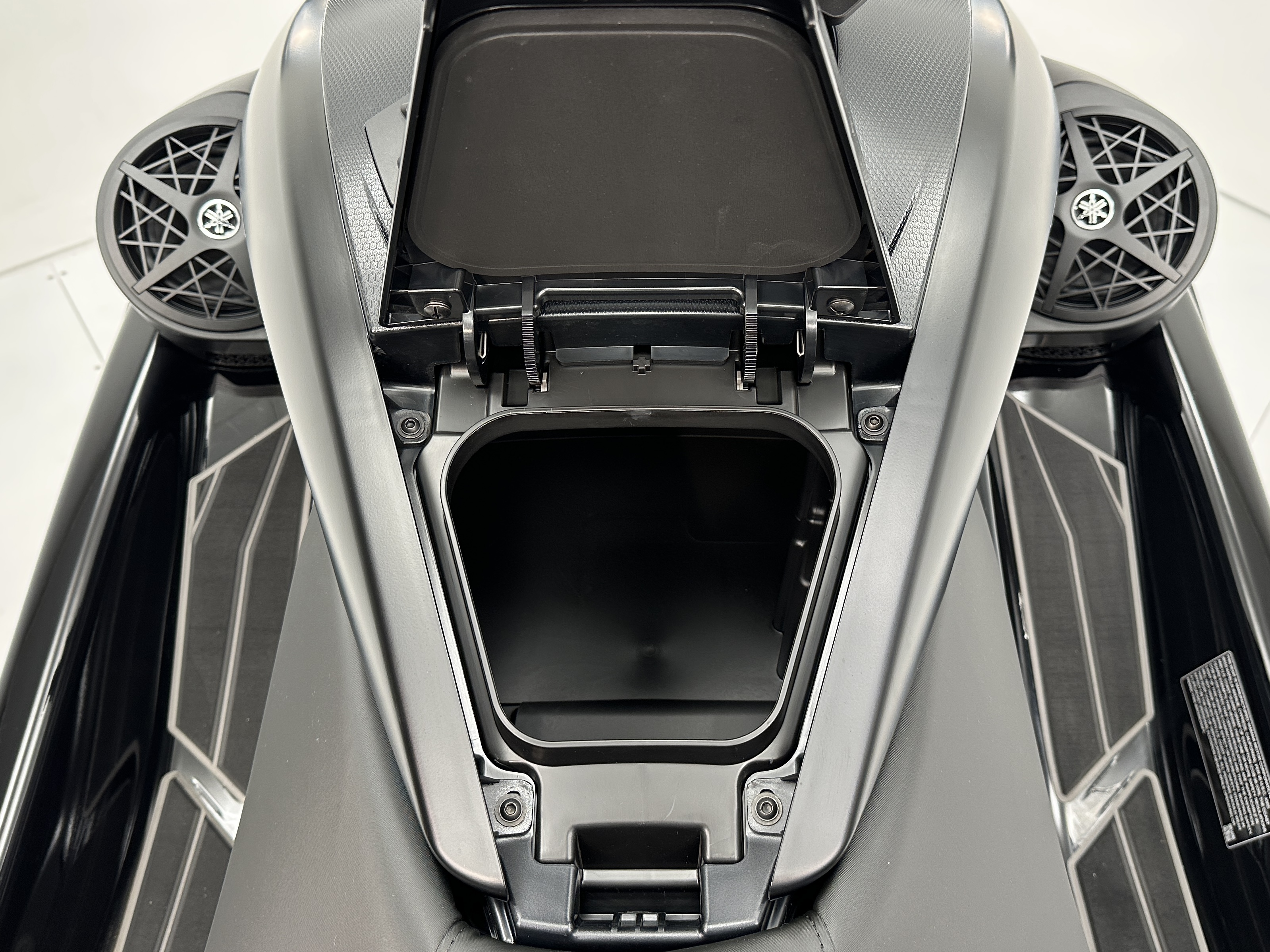 2025 Yamaha FX Cruiser SVHO w/ Audio - Photo 10