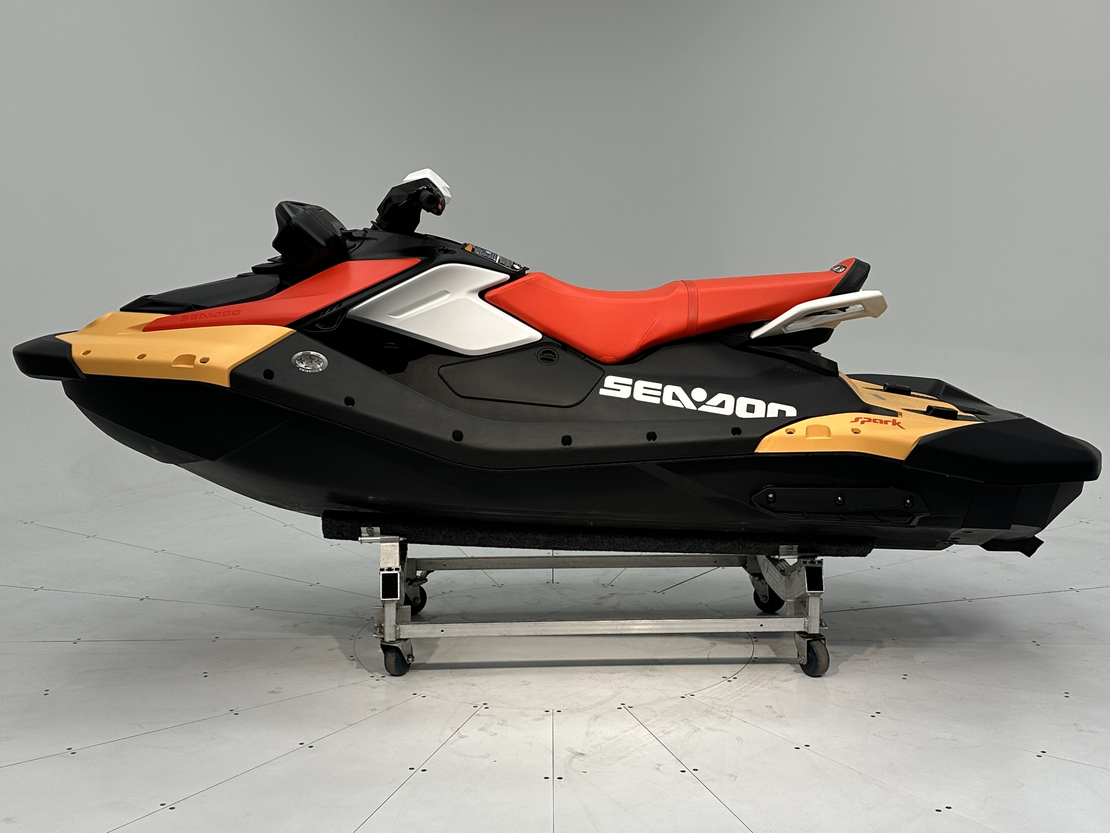 2025 Sea-Doo Spark 3up ACE-90 w/ iBR & Convenience Package Plus (Sound System) - Photo 3