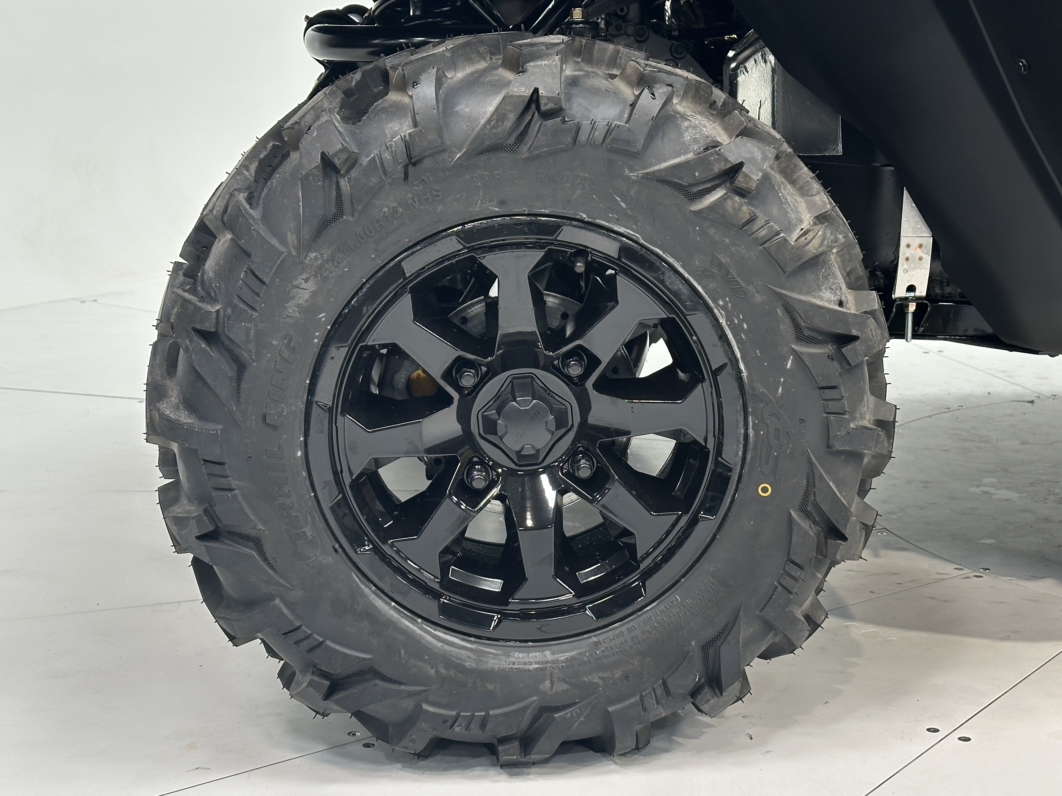 2025 Can-Am Defender DPS HD10 - Photo 12