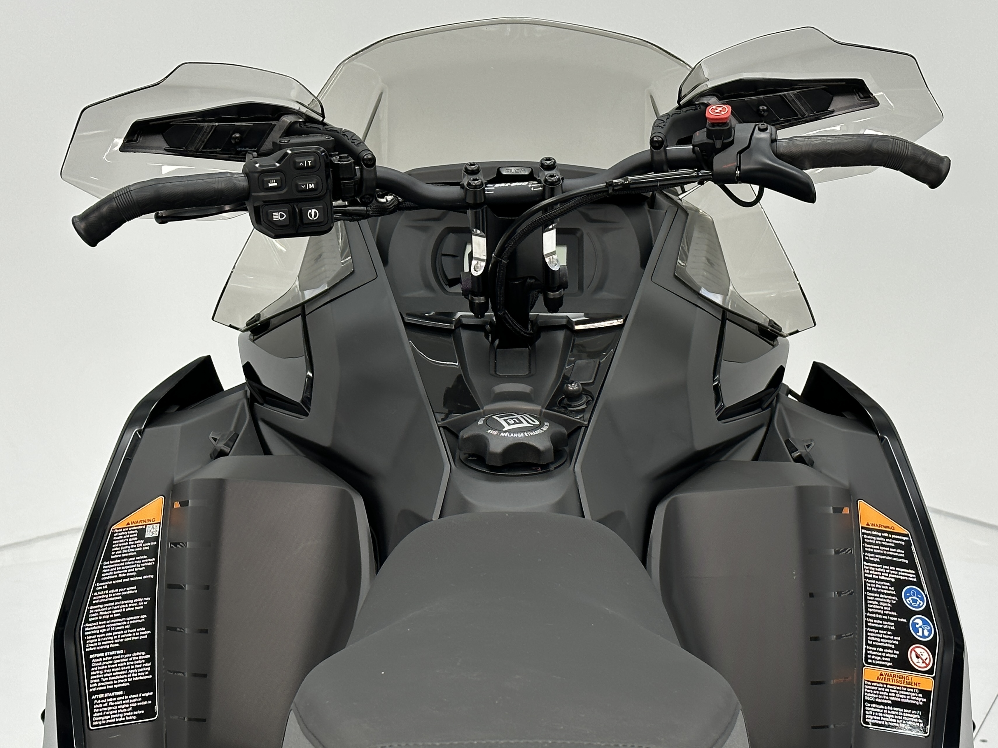 2025 Ski-Doo MXZ ADRENALINE 137 600R E-TEC RipSaw 1.25" E.S. - Photo 5
