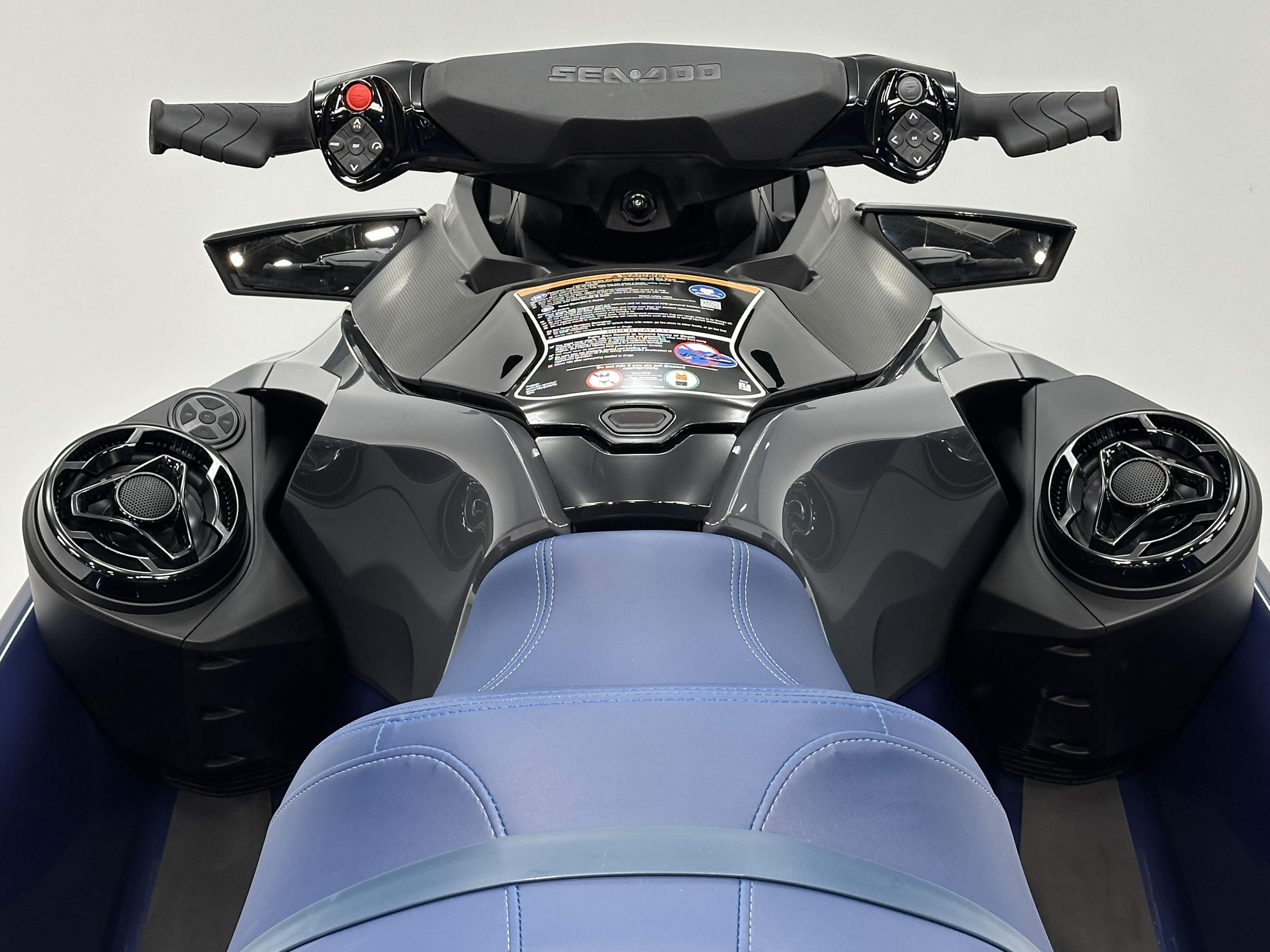 2025 Sea-Doo GTX 230 (Sound System & iDF) - Photo 5