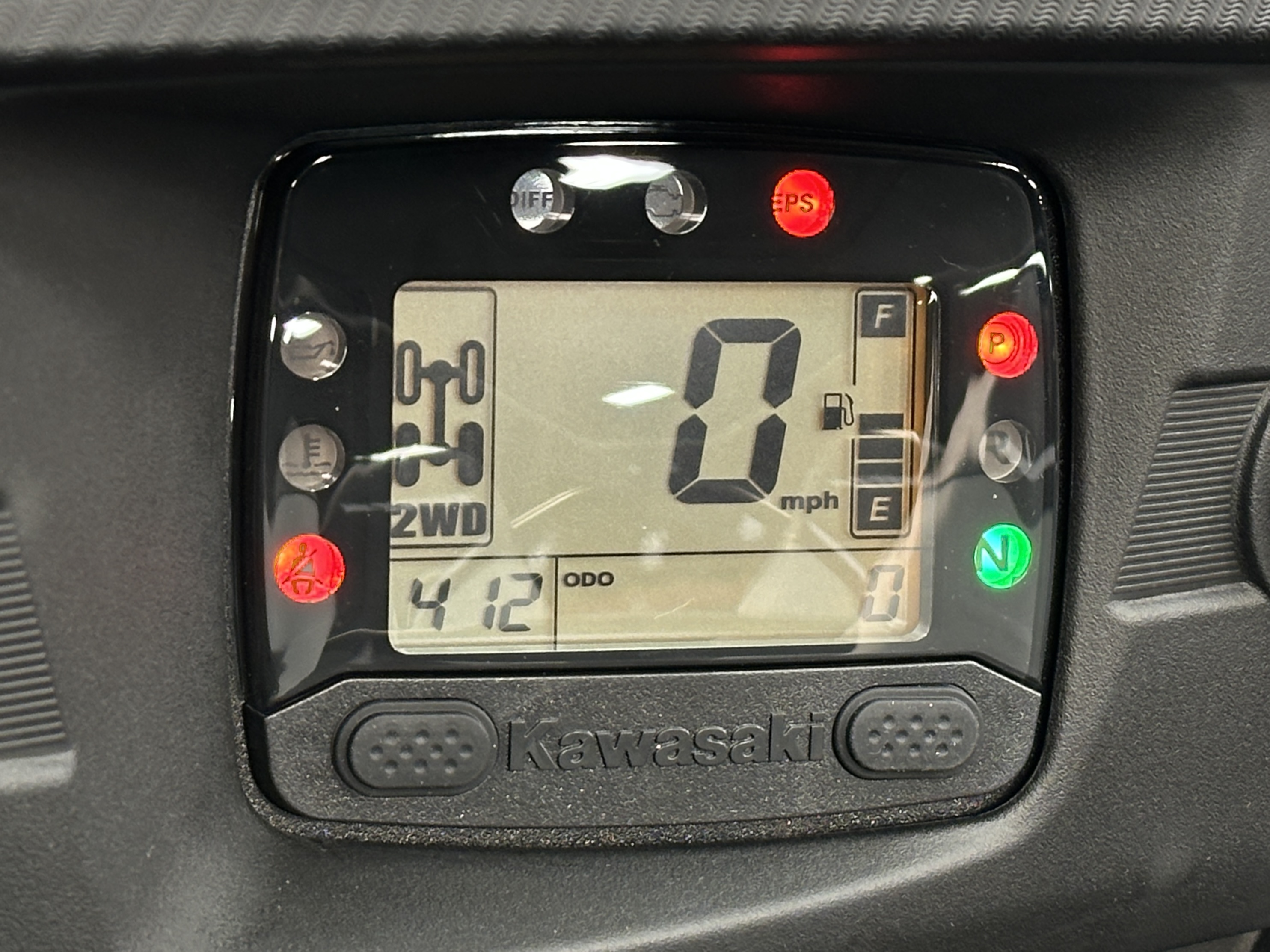 2025 Kawasaki Teryx4 - Photo 7