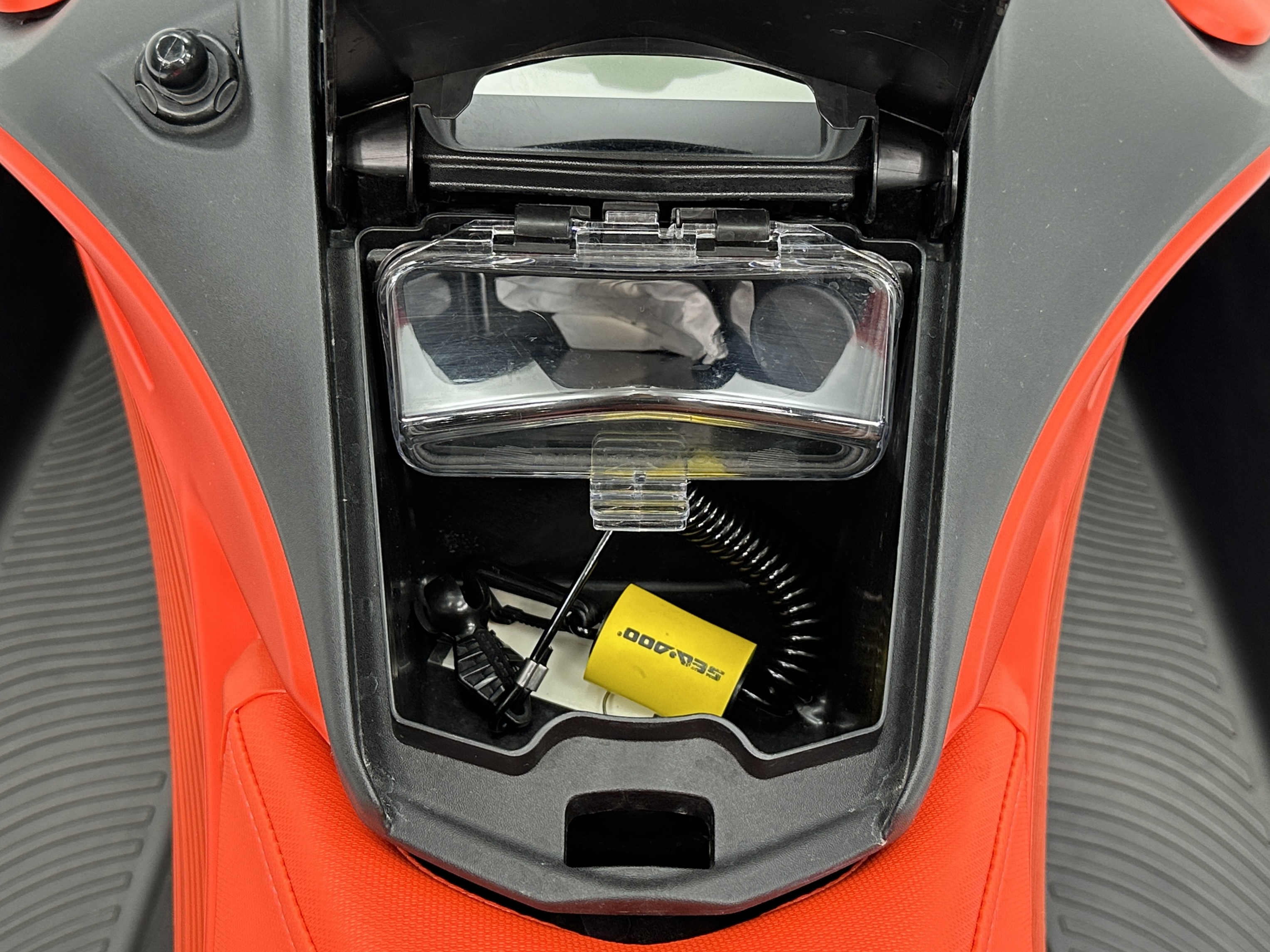 2025 Sea-Doo Spark 1up ACE-90 TRIXX (Sound System) Demonstrator - Photo 8
