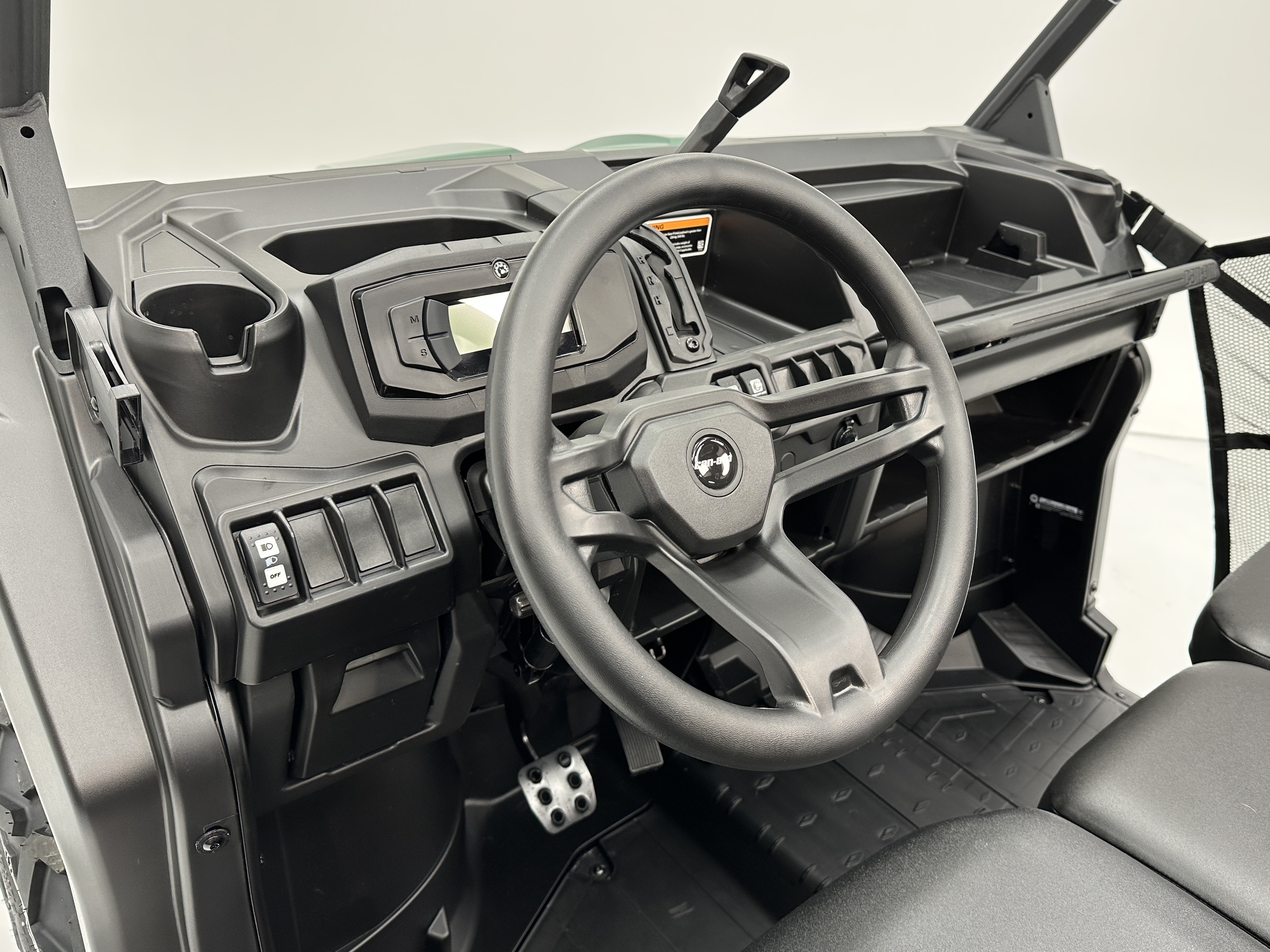 2025 Can-Am Defender DPS HD9 Demonstrator - Photo 5