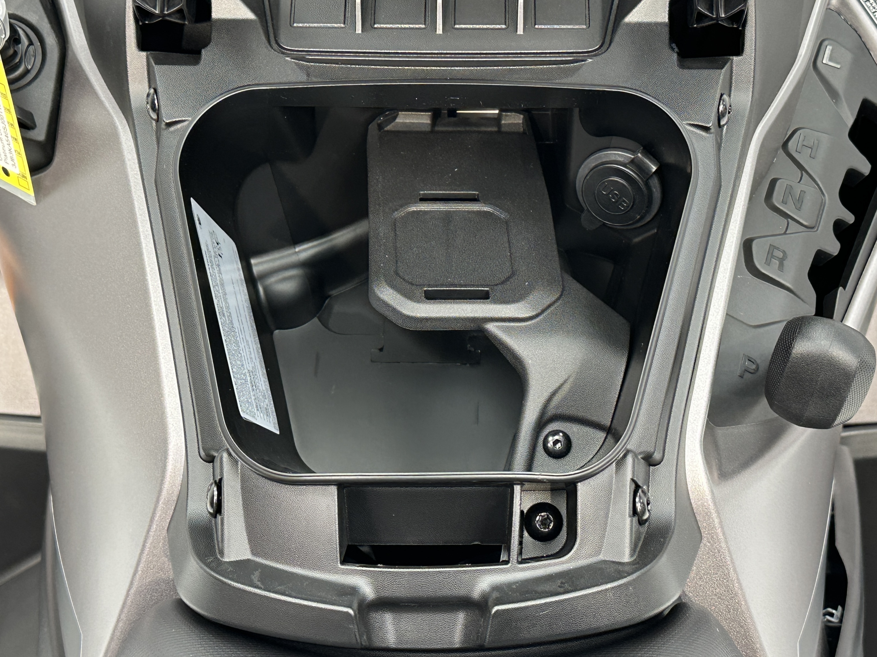 2025 Can-Am Outlander XT 700 Demonstrator - Photo 9