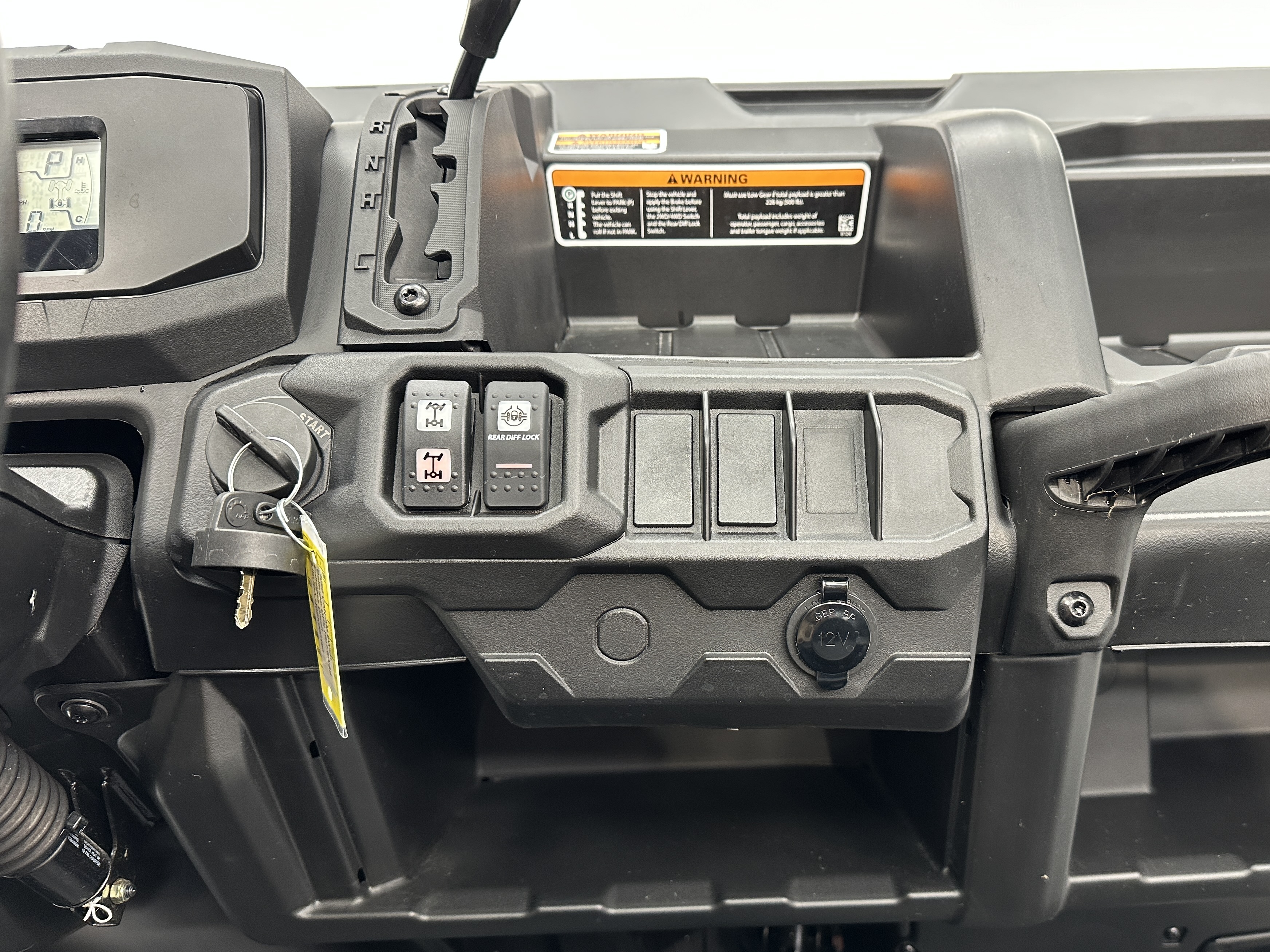 2025 Can-Am Defender DPS HD7 Demonstrator - Photo 8