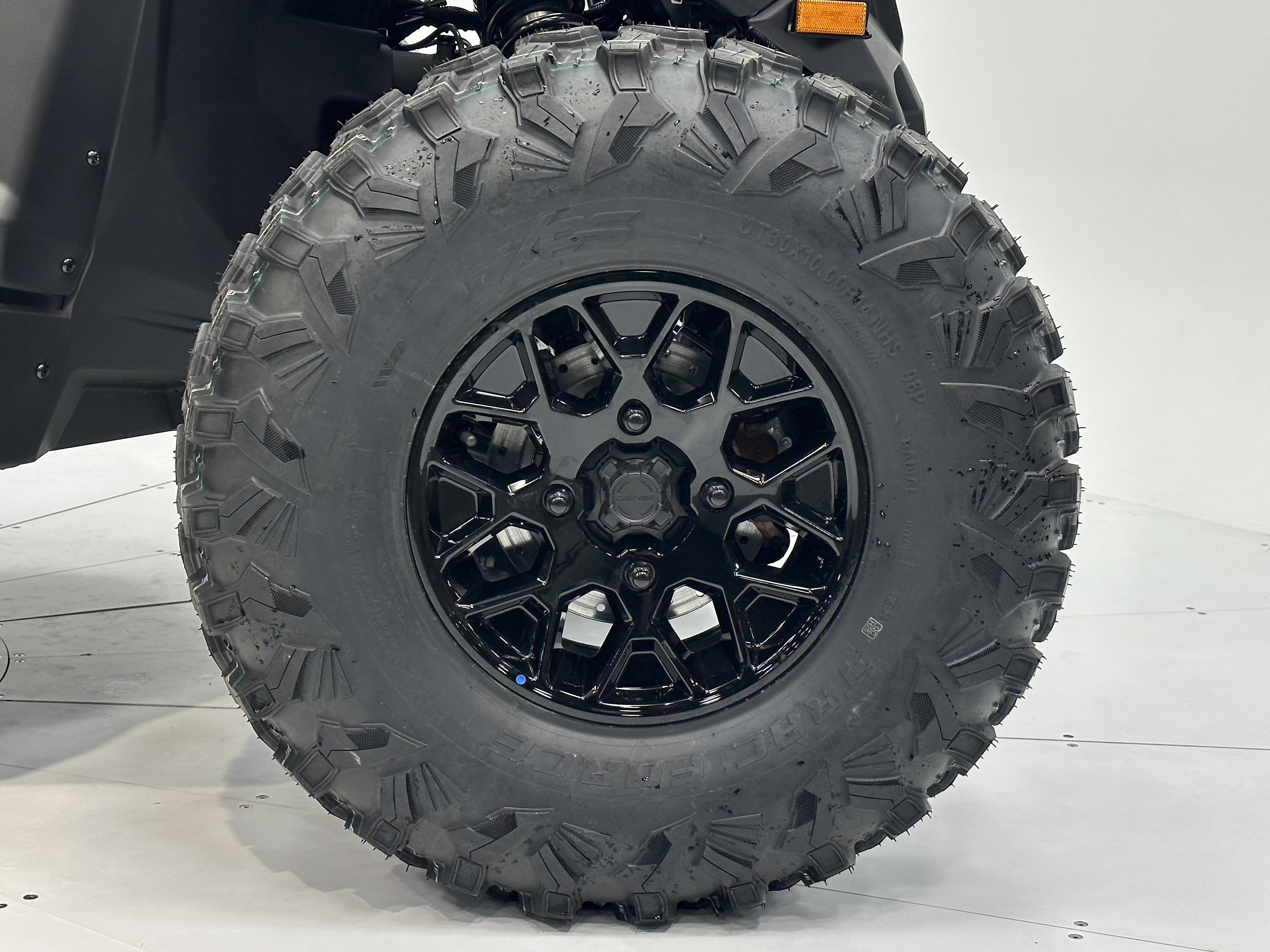 2025 Can-Am Maverick X3 DS TURBO - Photo 14