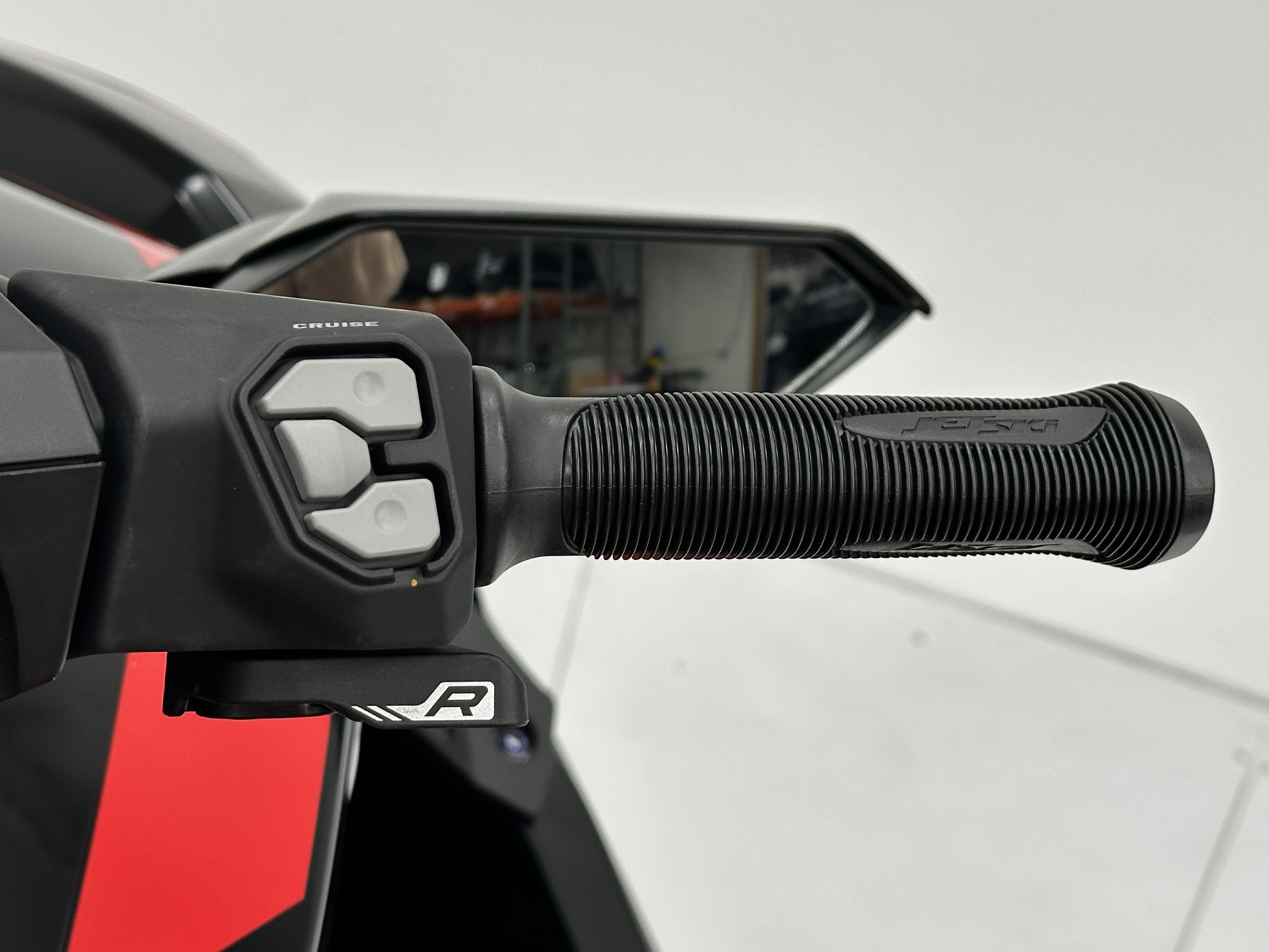 2025 Kawasaki JET SKI ULTRA 160LX-S - Photo 8
