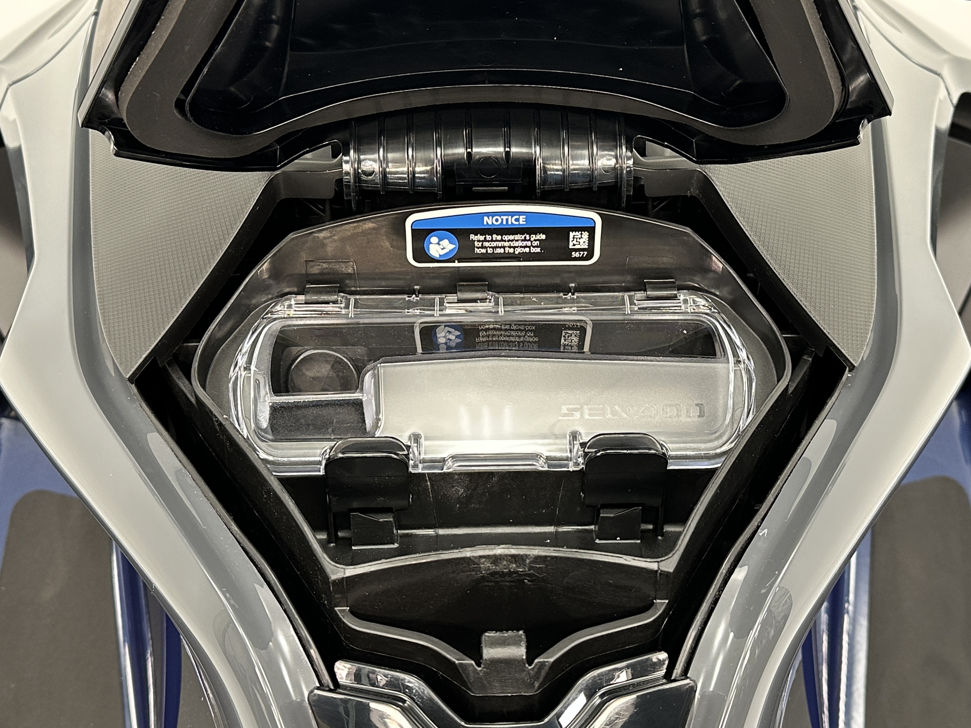 2025 Sea-Doo GTX 230 w/ iDF - Photo 9