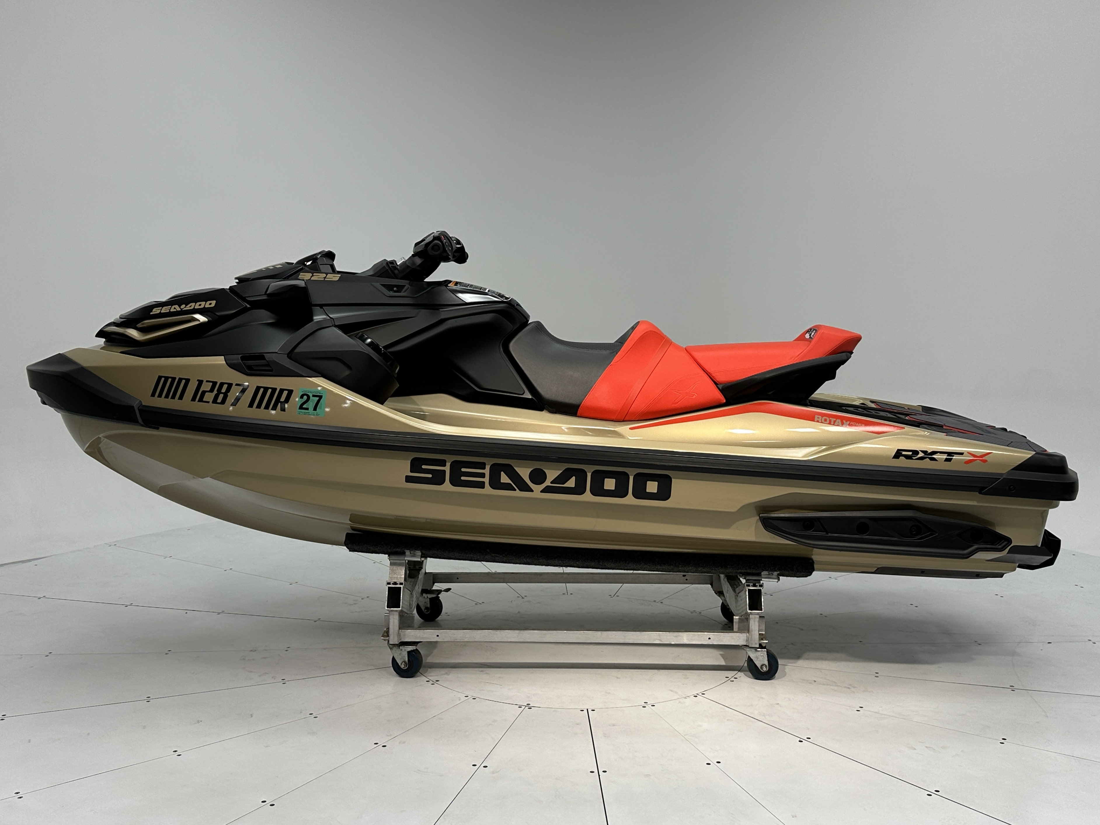 2025 Sea-Doo RXT-X 325 (Sound System) Demonstrator - Photo 3