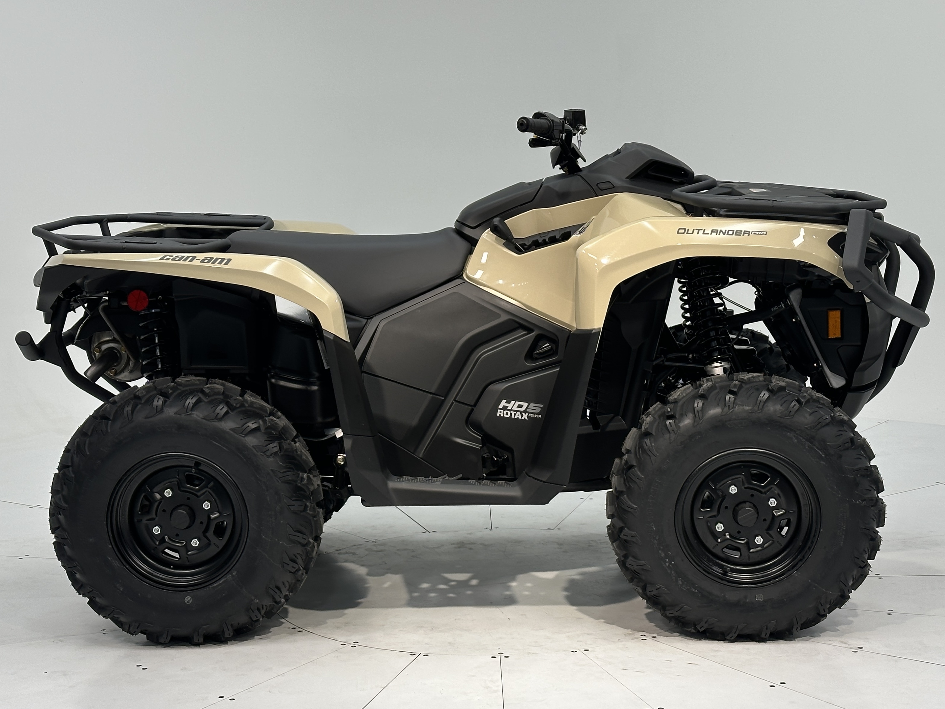 2025 Can-Am Outlander PRO HD5 Demonstrator