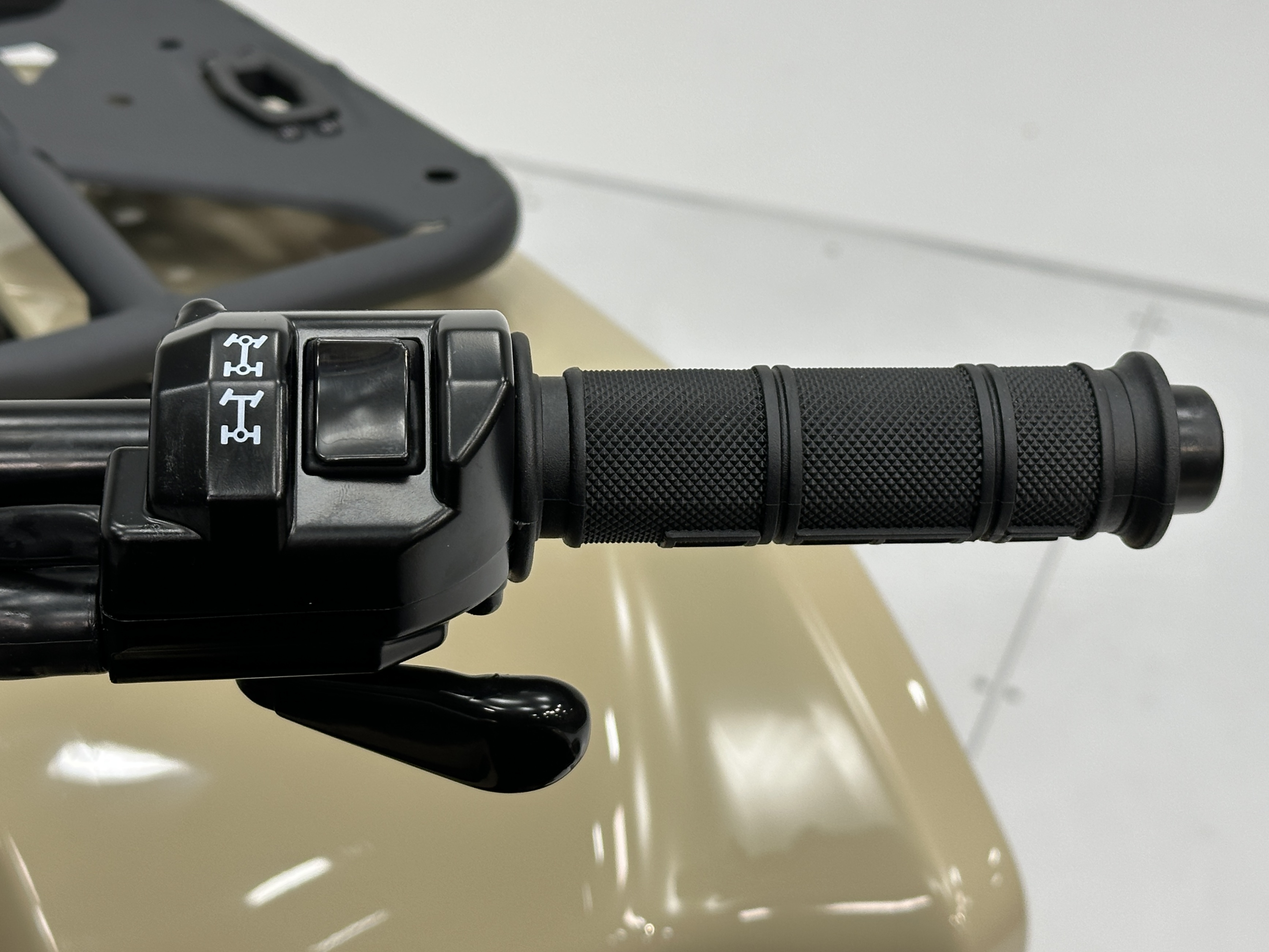 2025 Can-Am Outlander PRO HD5 Demonstrator - Photo 8