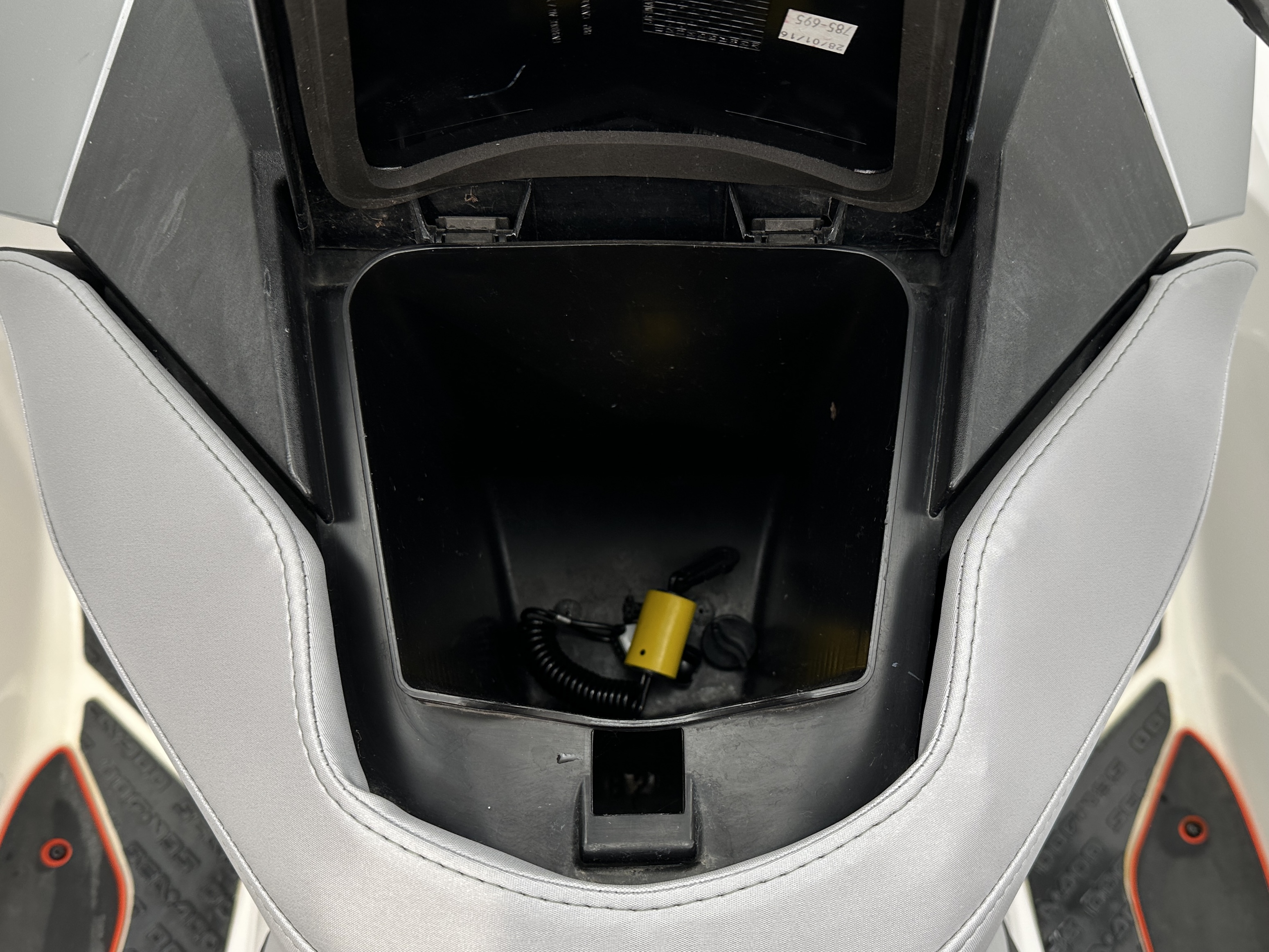 2016 Sea-Doo RXP-X 300™ - Photo 9