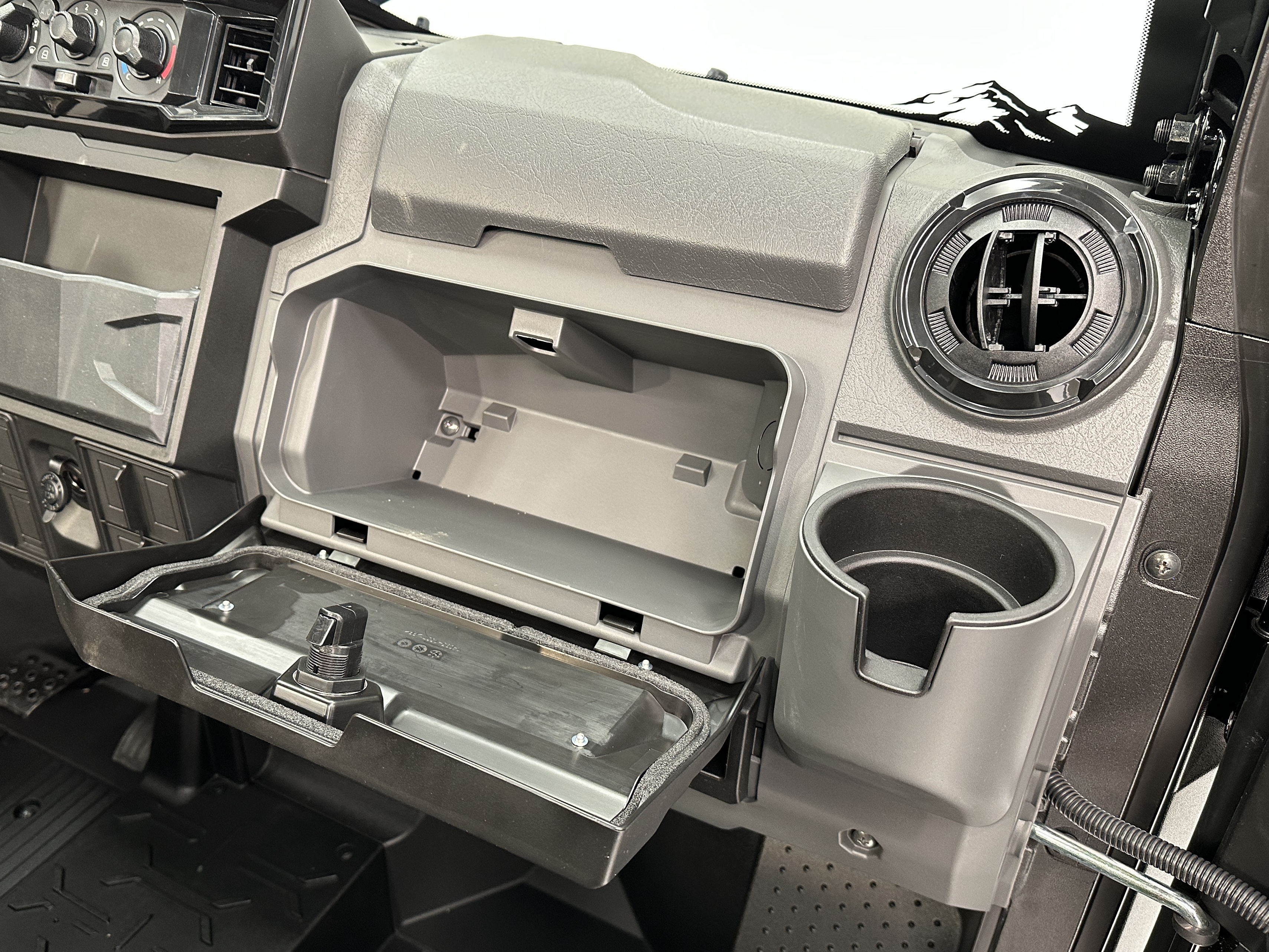 2025 Kawasaki RIDGE XR DELUXE HVAC Demonstrator - Photo 10