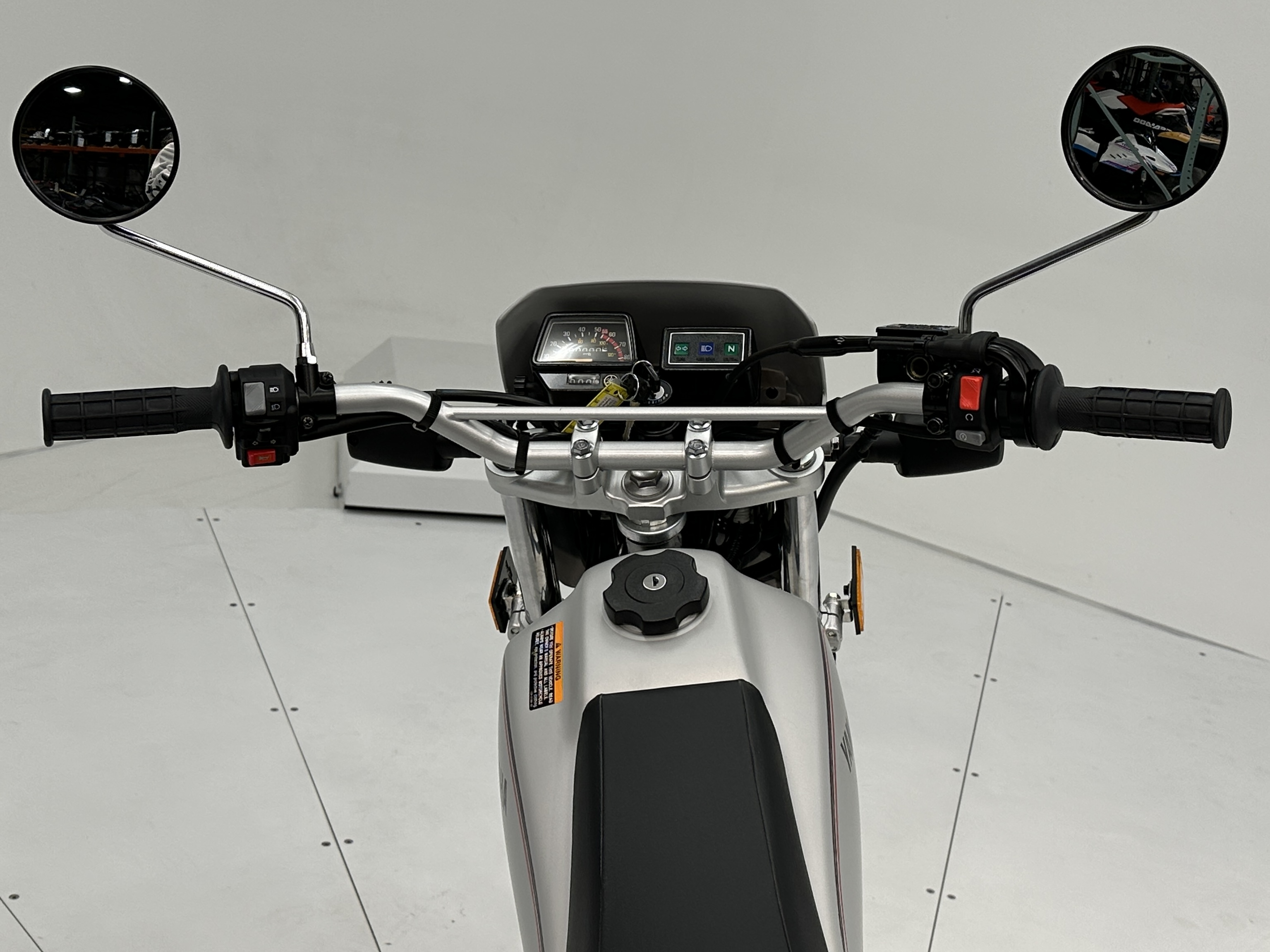 2025 Yamaha TW200 - Photo 5
