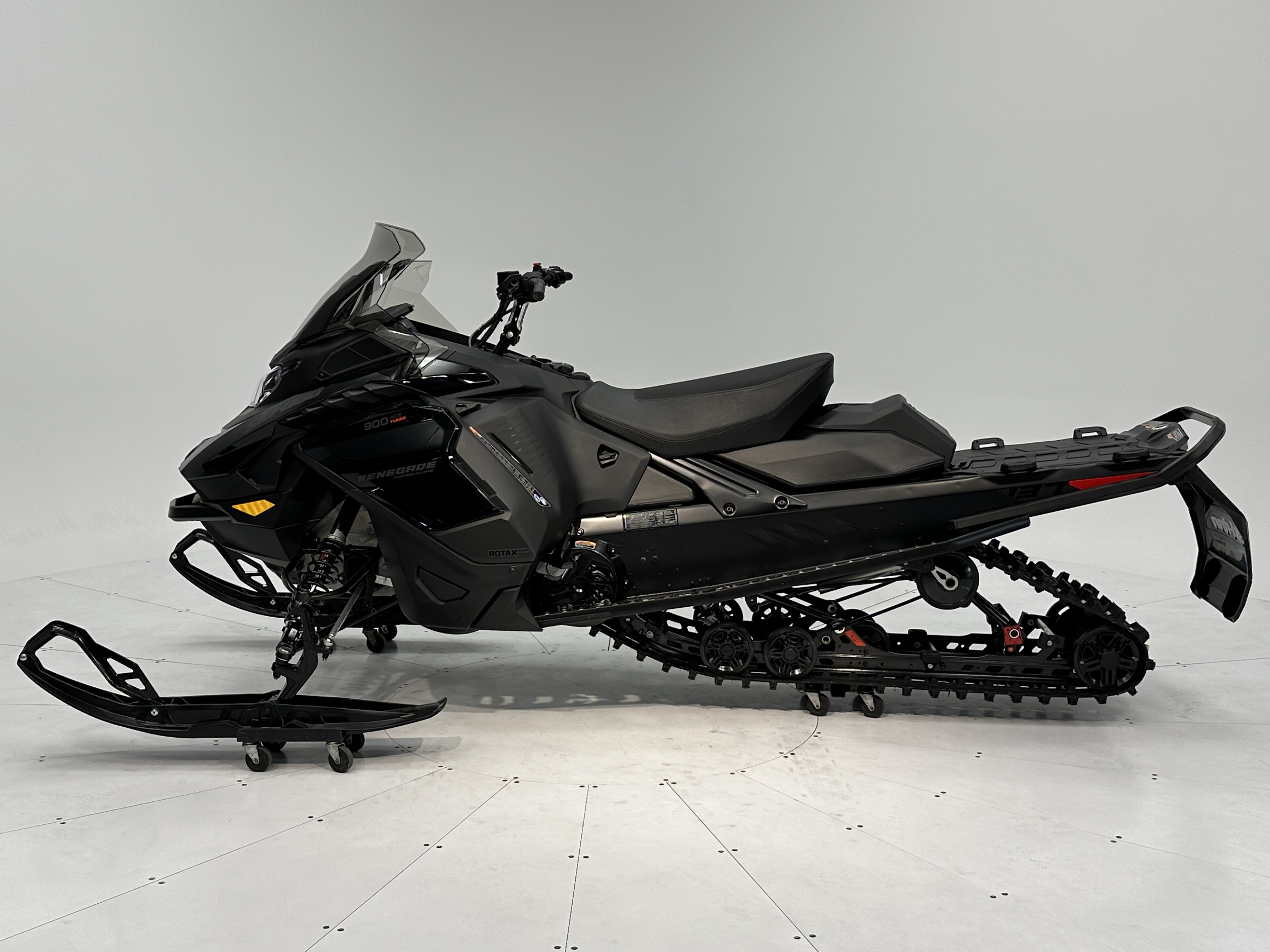 2025 Ski-Doo RENEGADE ADRENALINE 900 ACE Turbo RipSaw 1.25" E.S. - Photo 3
