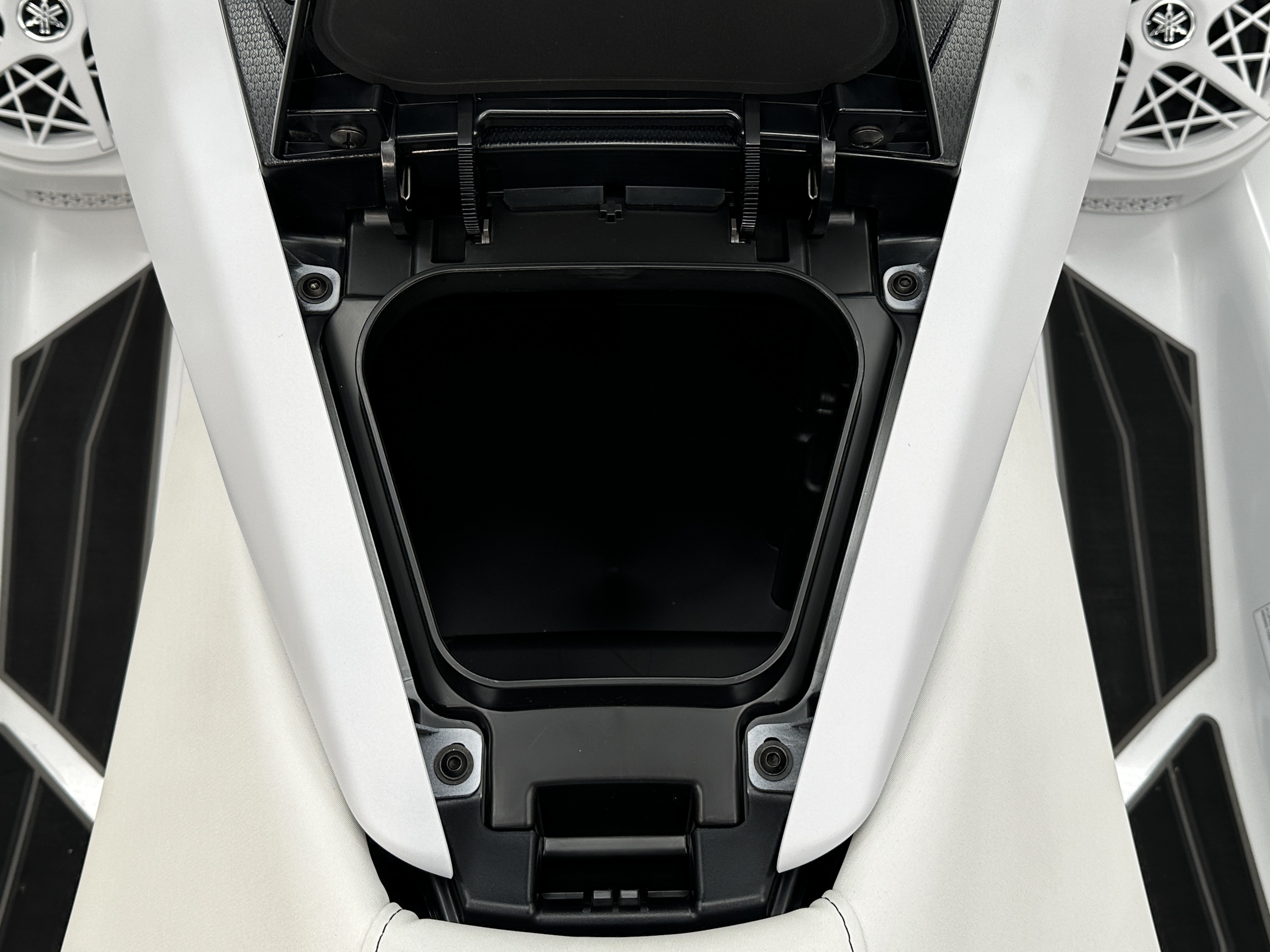 2025 Yamaha FX Cruiser SVHO w/ Audio - Photo 10