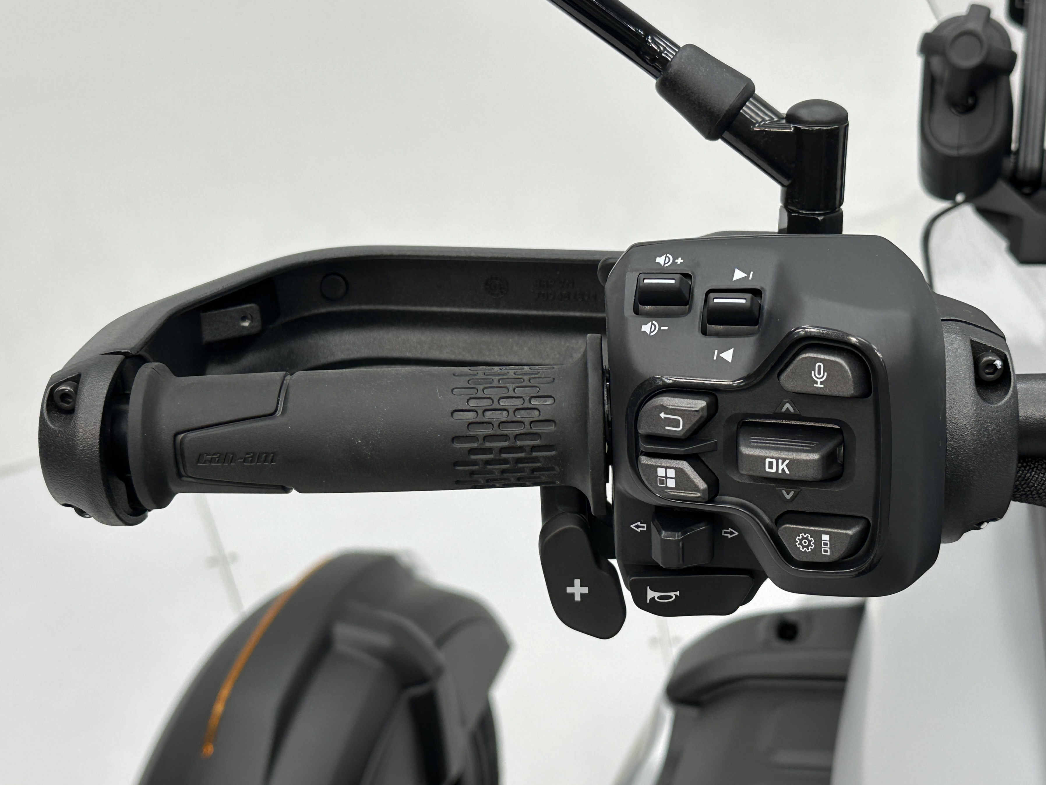 2025 Can-Am Canyon XT Demonstrator - Photo 7