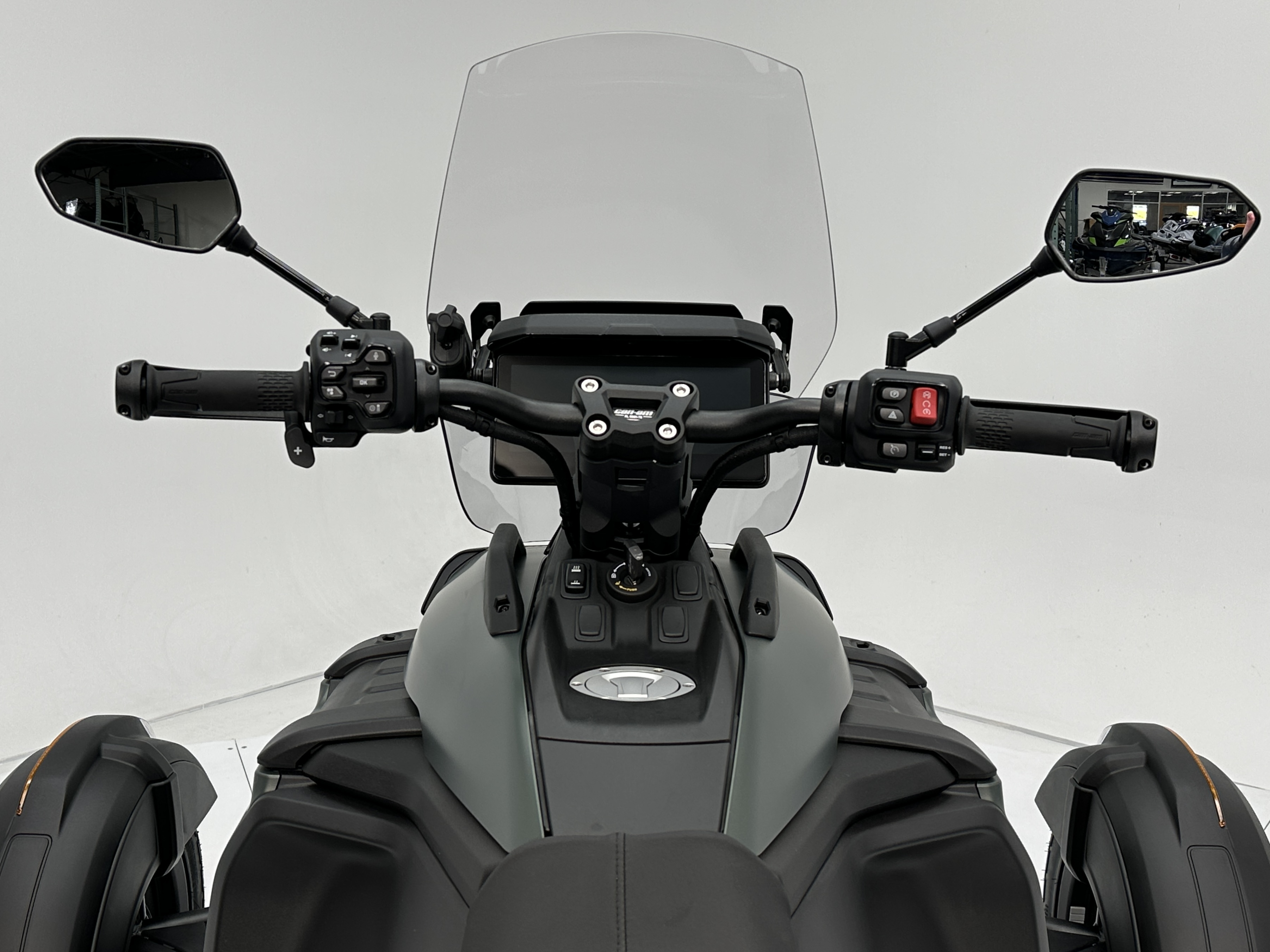 2025 Can-Am Canyon Redrock Demonstrator - Photo 5