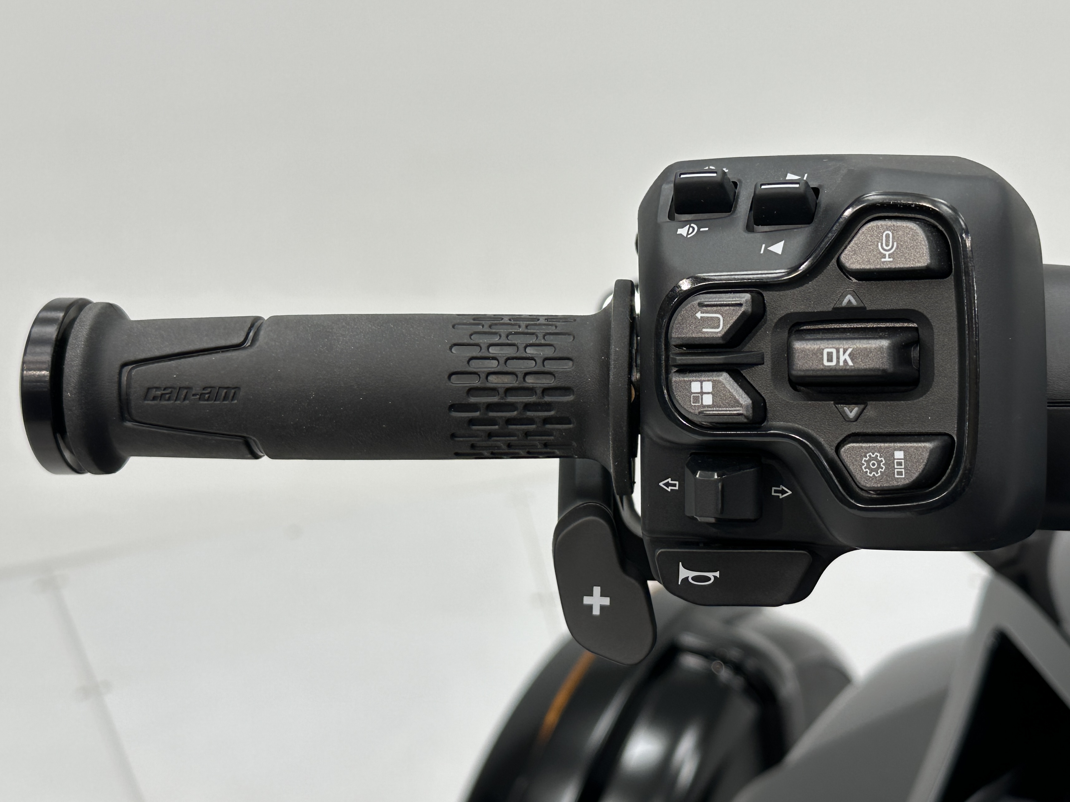2025 Can-Am Spyder F3-S (SE6) - Photo 7