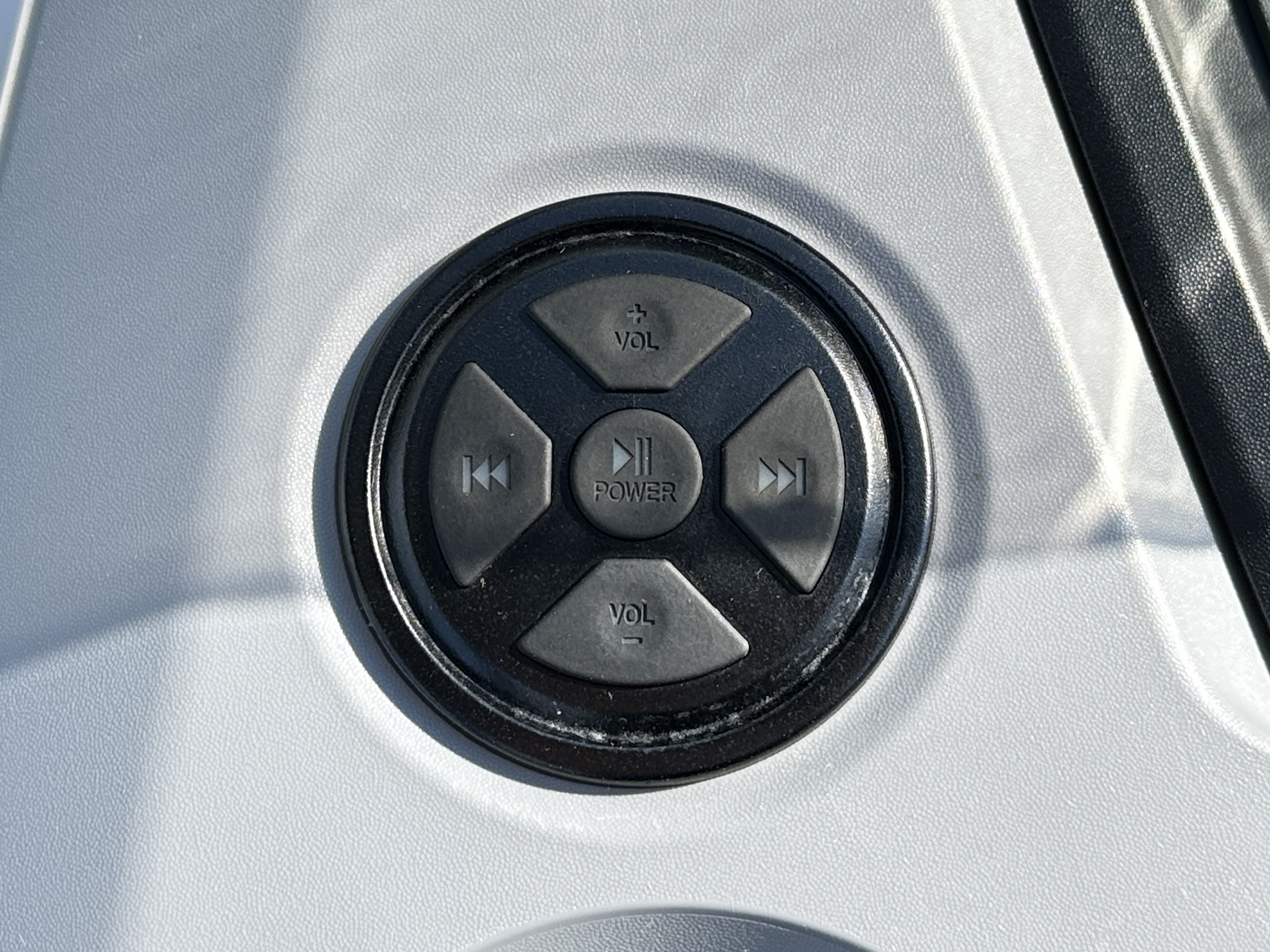 2023 Sea-Doo SWITCH CRUISE 21' Rotax 1630 ACE - 170hp - Photo 12