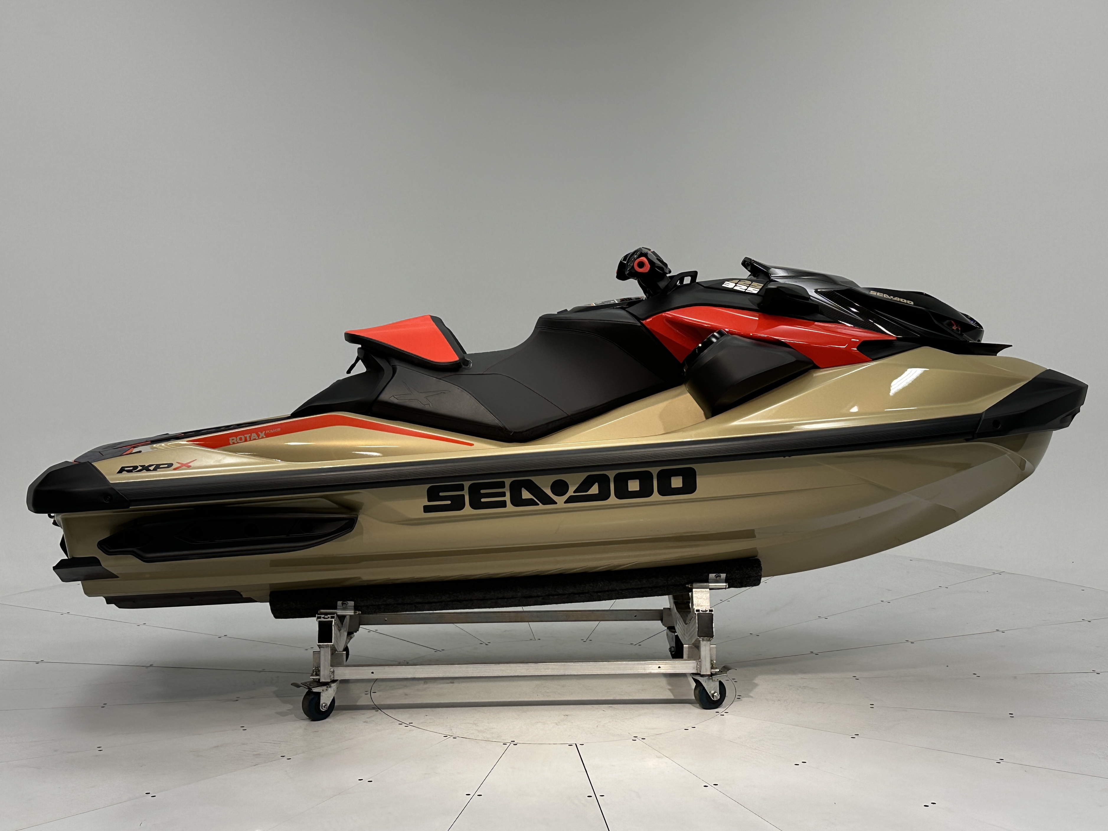 2025 Sea-Doo RXP-X 325 (Sound System)