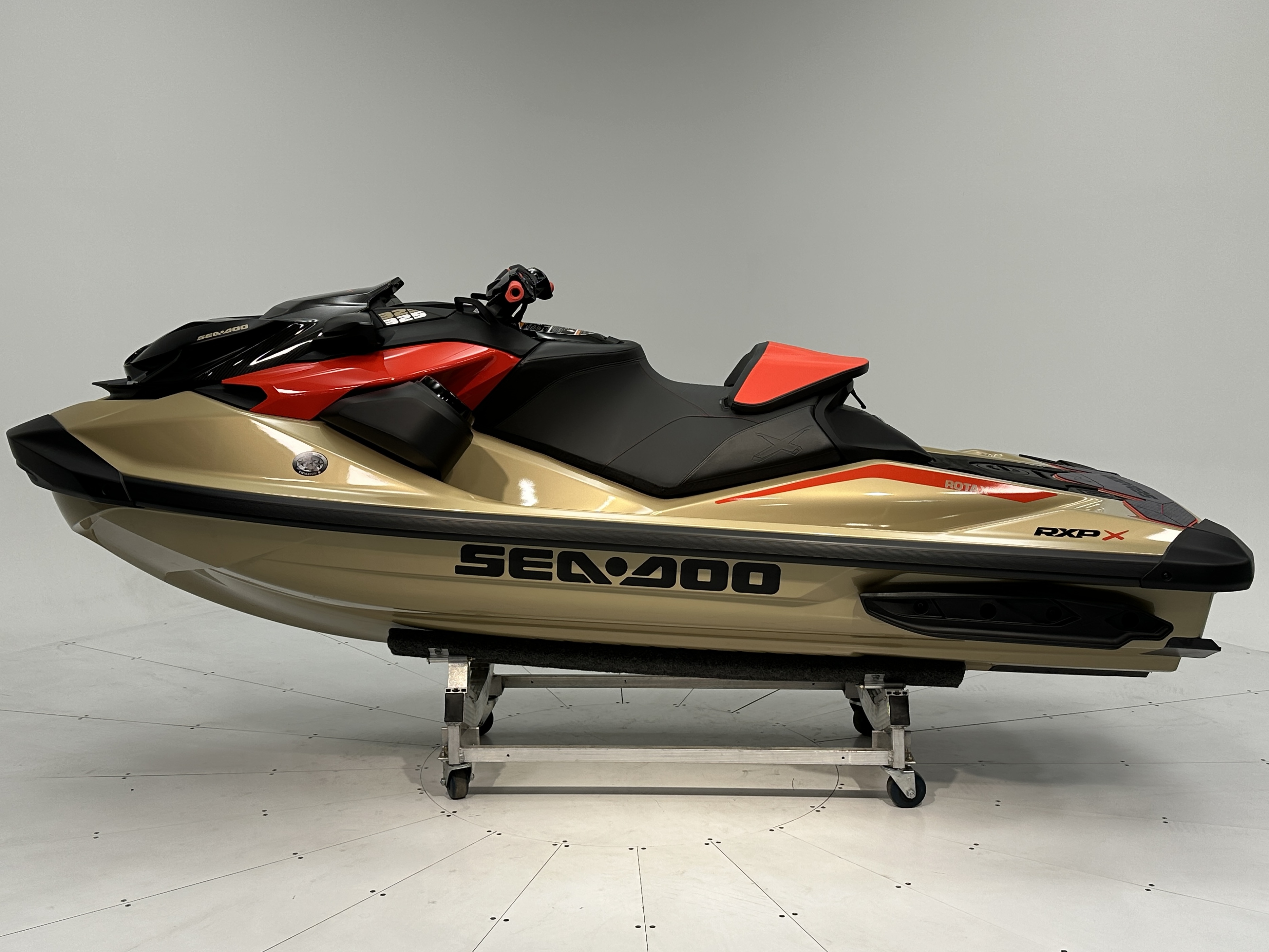 2025 Sea-Doo RXP-X 325 (Sound System) - Photo 3
