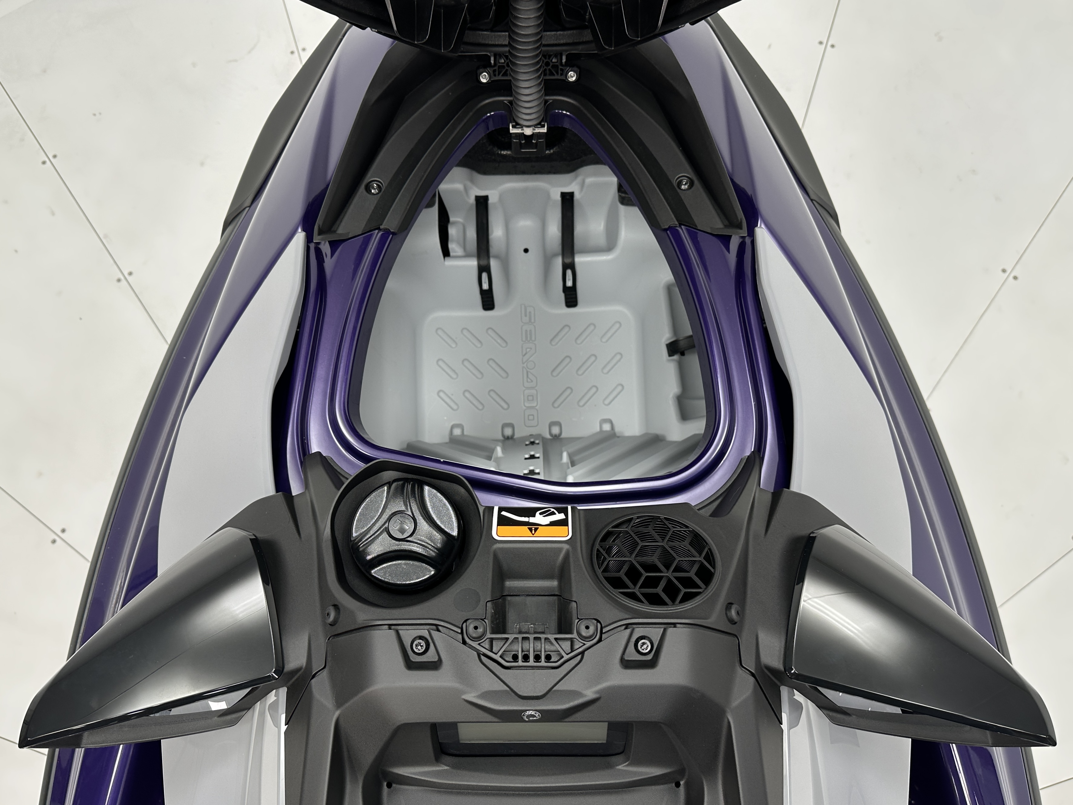 2025 Sea-Doo GTI SE 130 - Photo 10