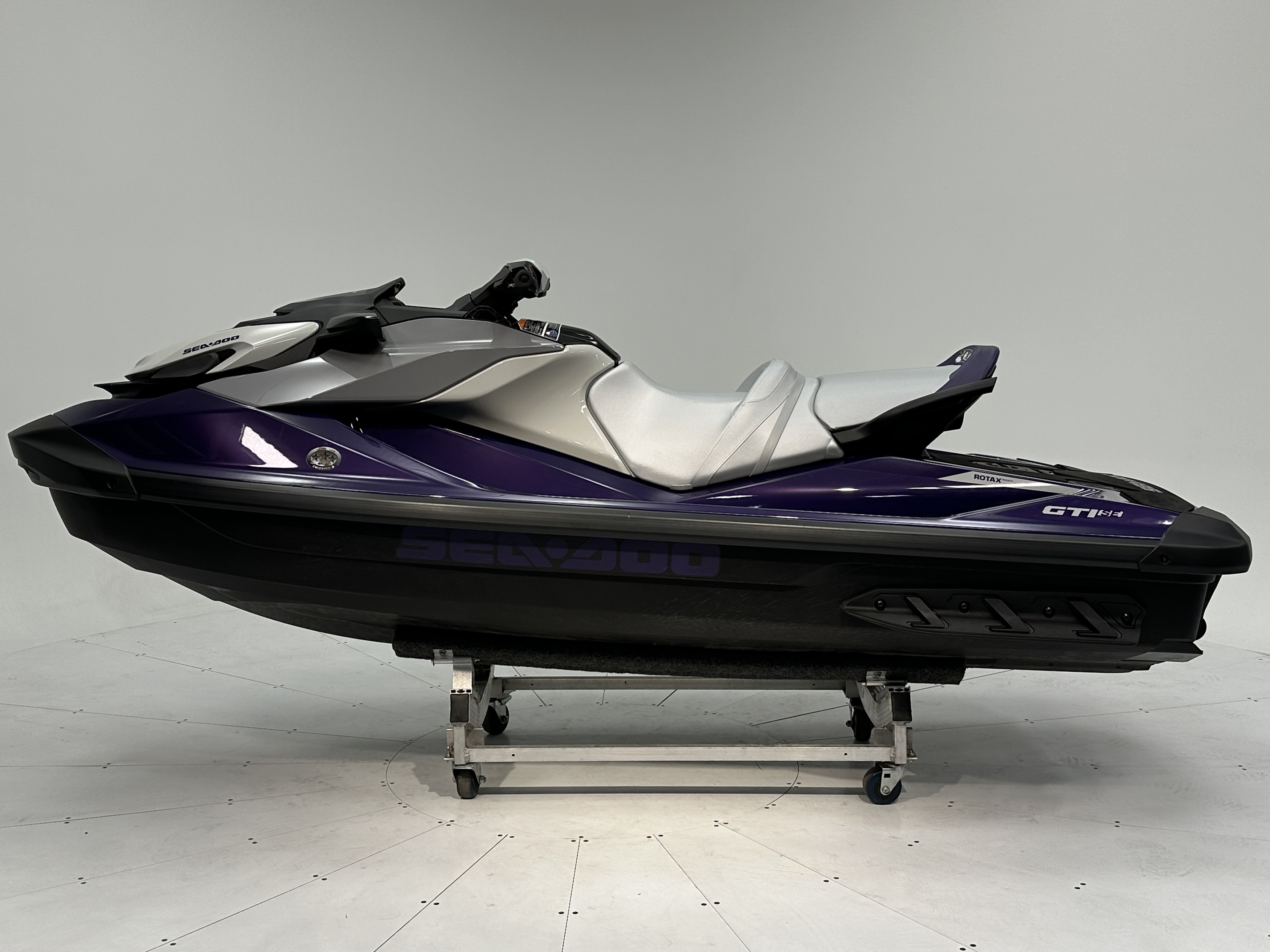 2025 Sea-Doo GTI SE 130 - Photo 3