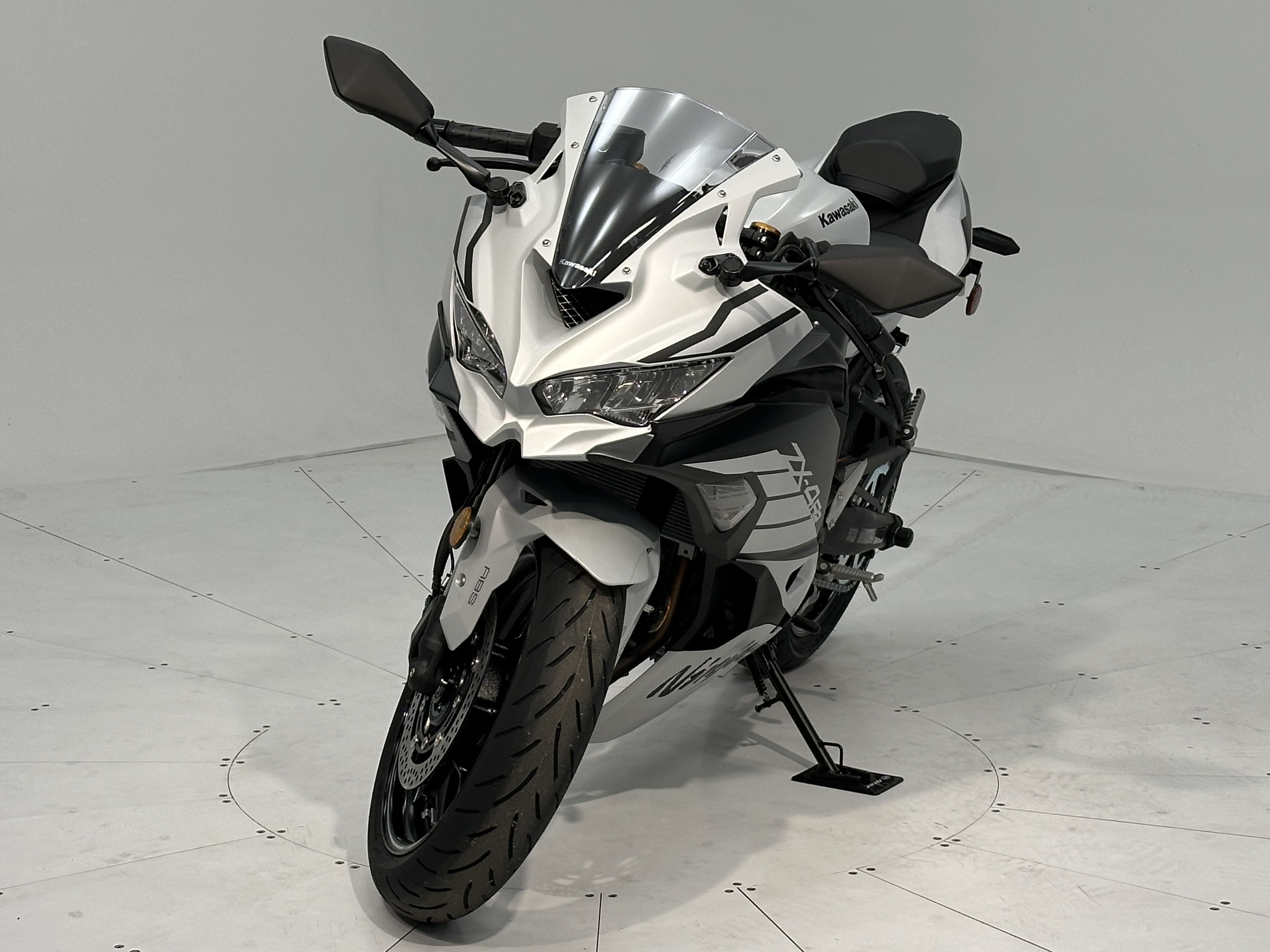 2025 Kawasaki Ninja ZX-4RR ABS - Photo 4