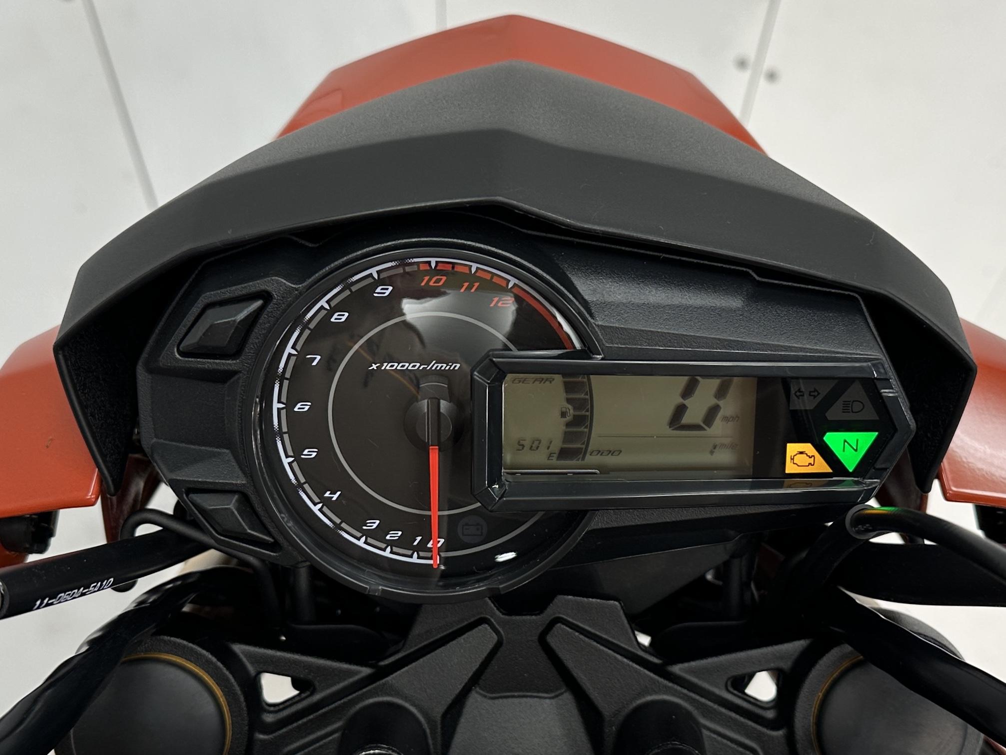 2025 Kawasaki Z125 PRO - Photo 6
