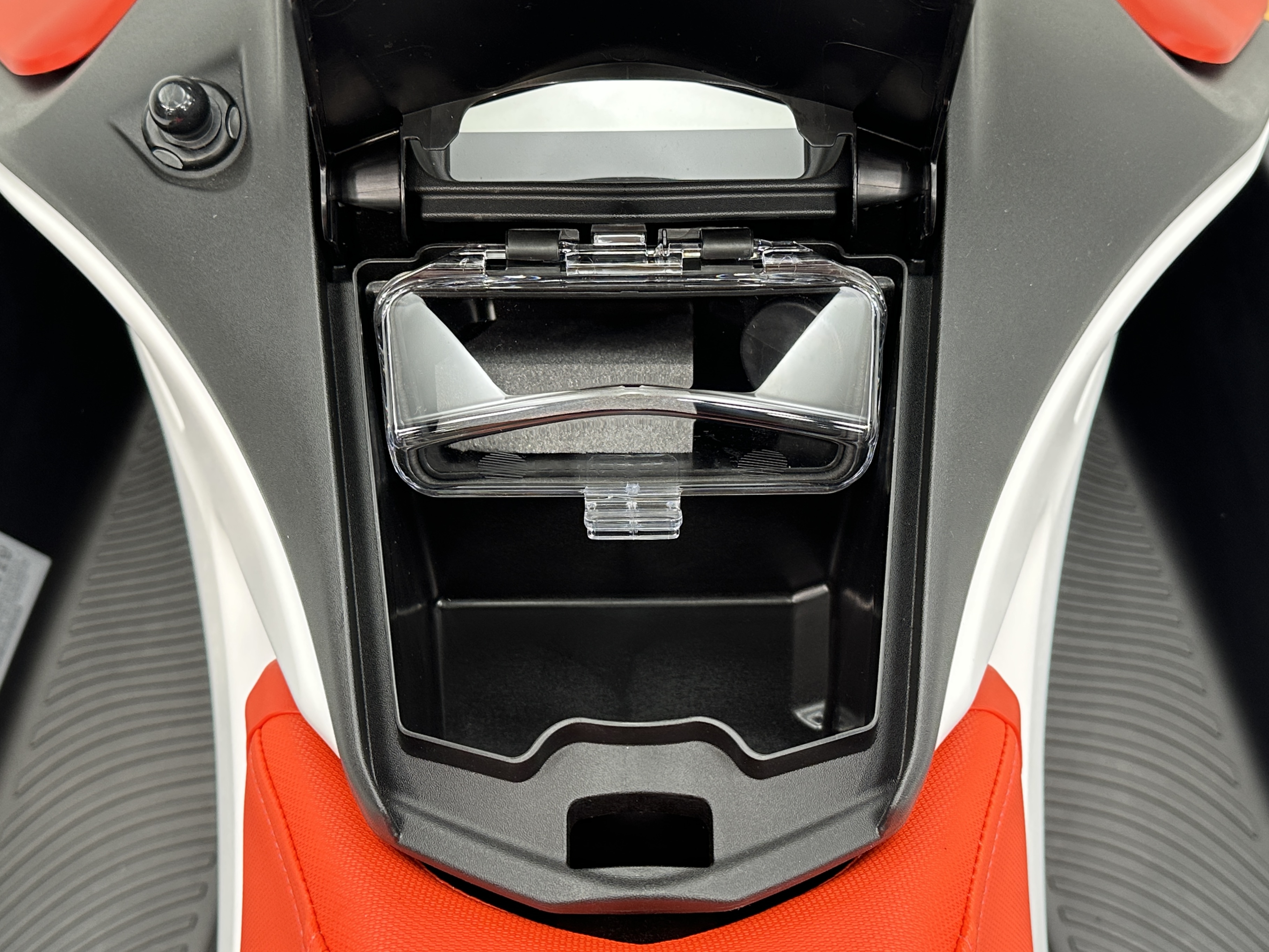2025 Sea-Doo Spark 3up ACE-90 w/ iBR & Convenience Package Plus (Sound System) - Photo 8