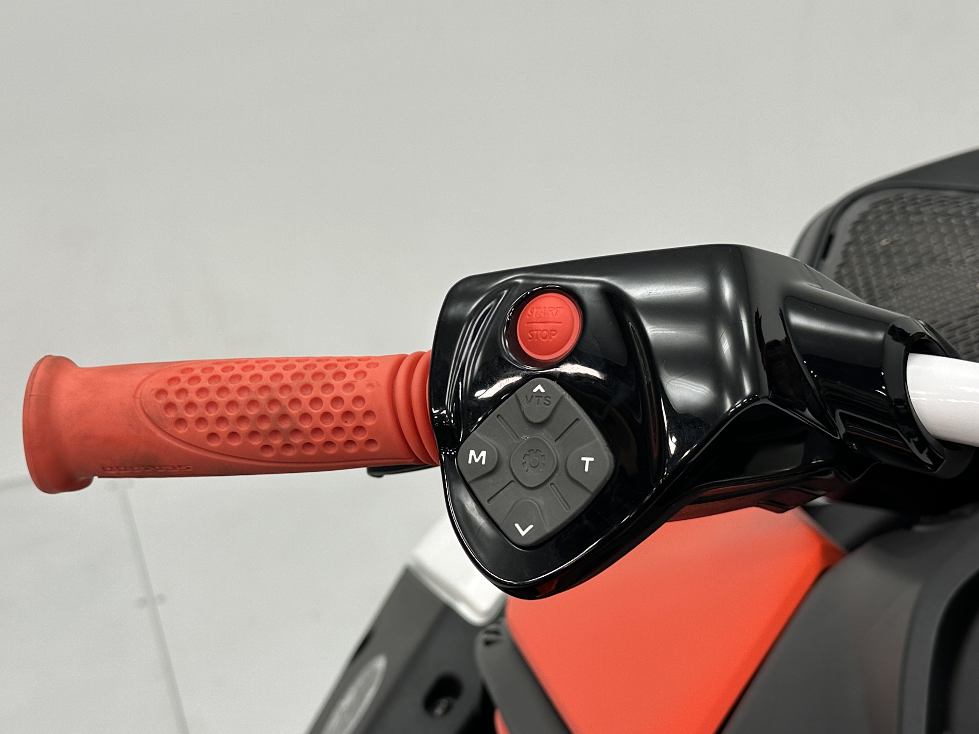 2025 Sea-Doo Spark 1up ACE-90 TRIXX (Sound System) - Photo 7