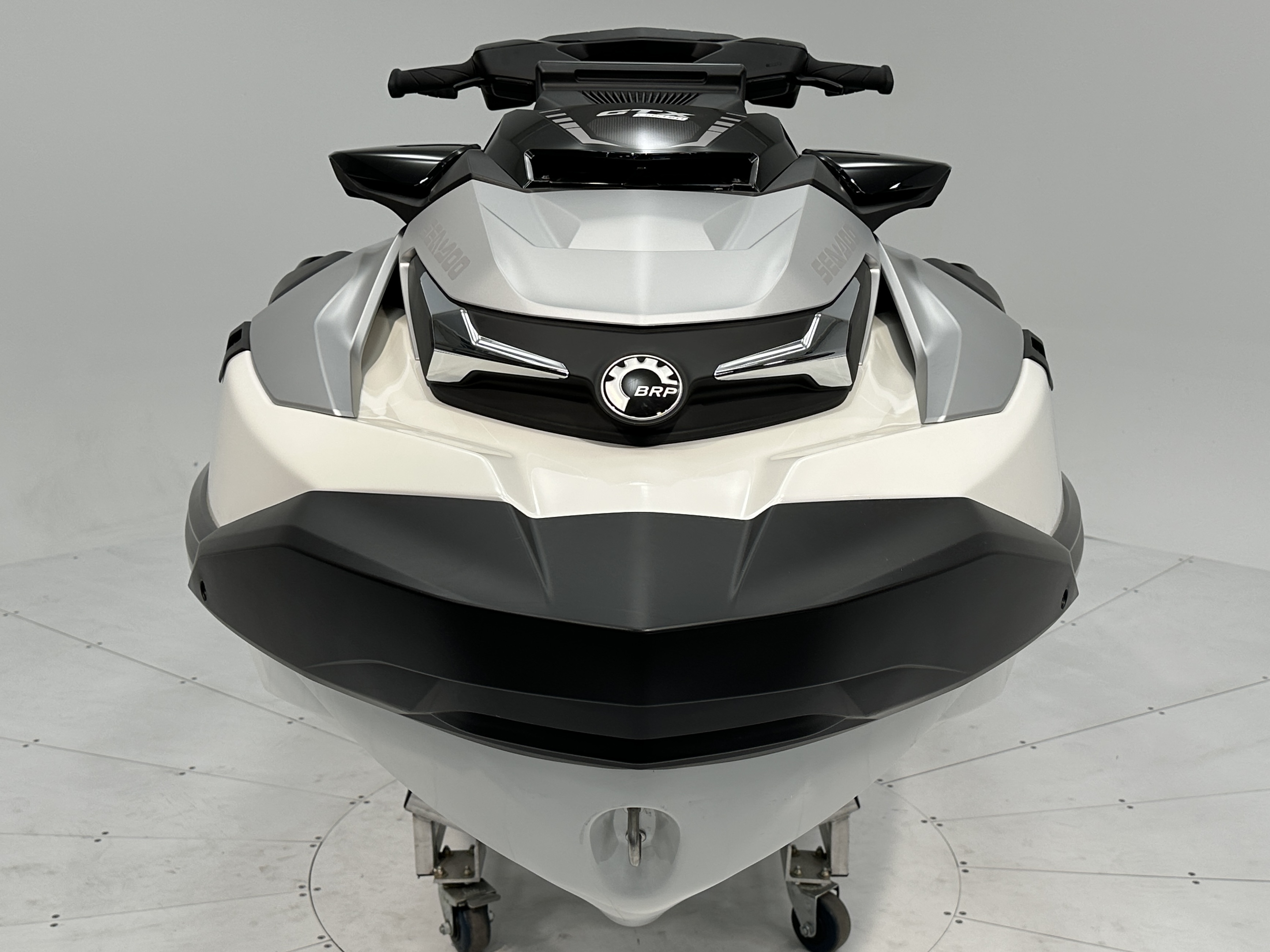 2025 Sea-Doo GTX Limited 325 (Sound System & iDF) Demonstrator - Photo 4