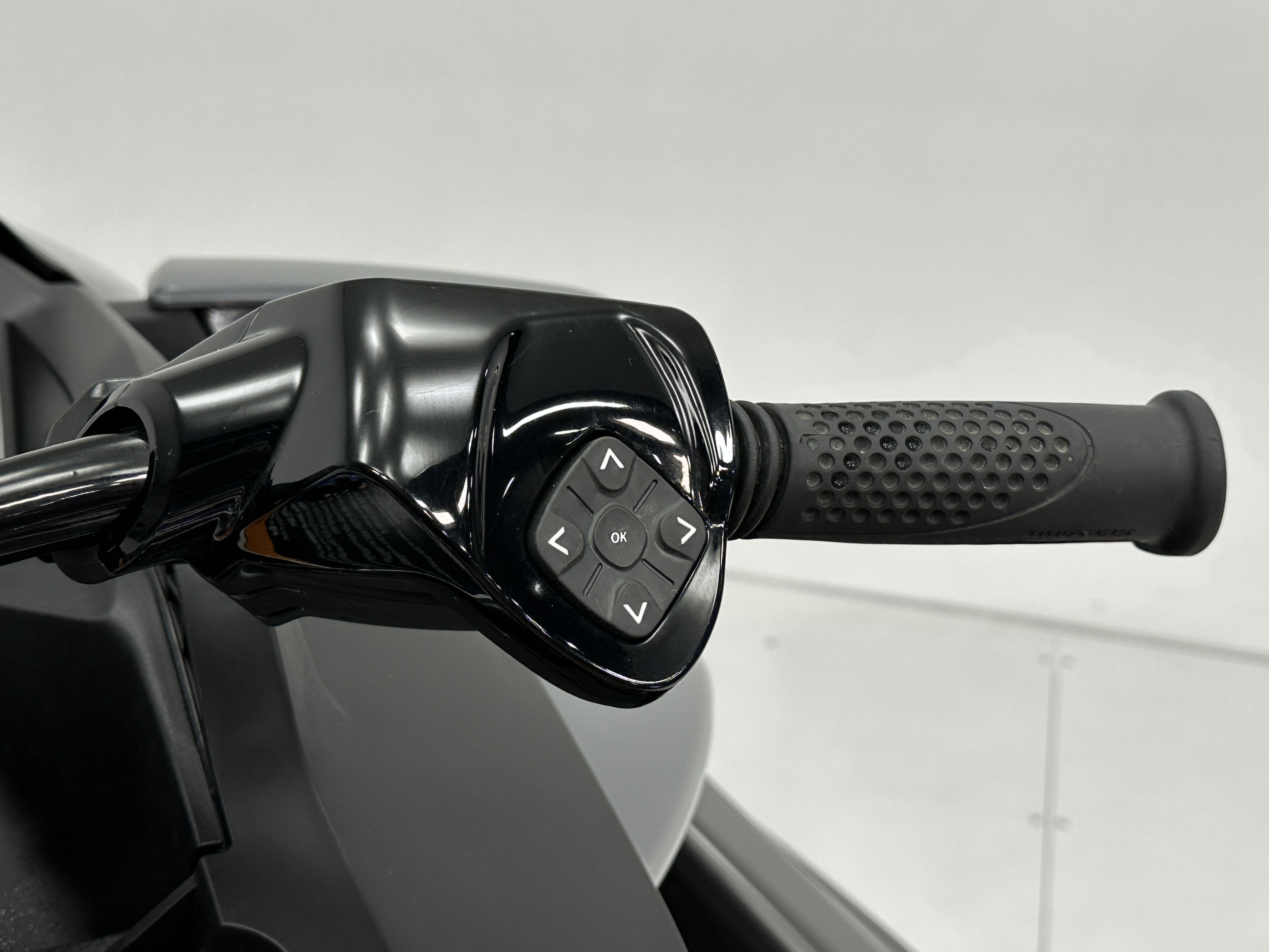 2025 Sea-Doo GTR-X 300 Demonstrator - Photo 8