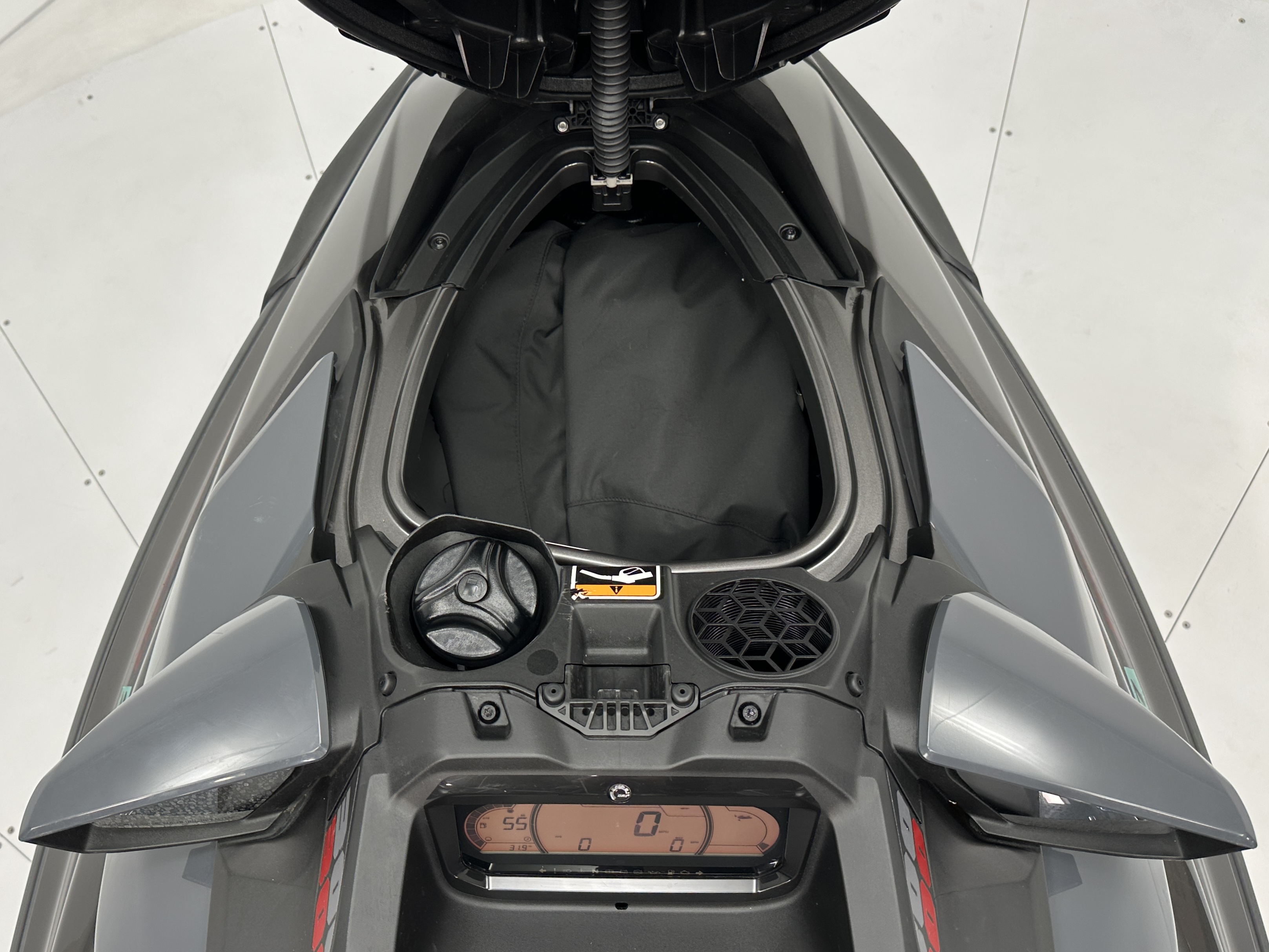 2025 Sea-Doo GTR-X 300 Demonstrator - Photo 10