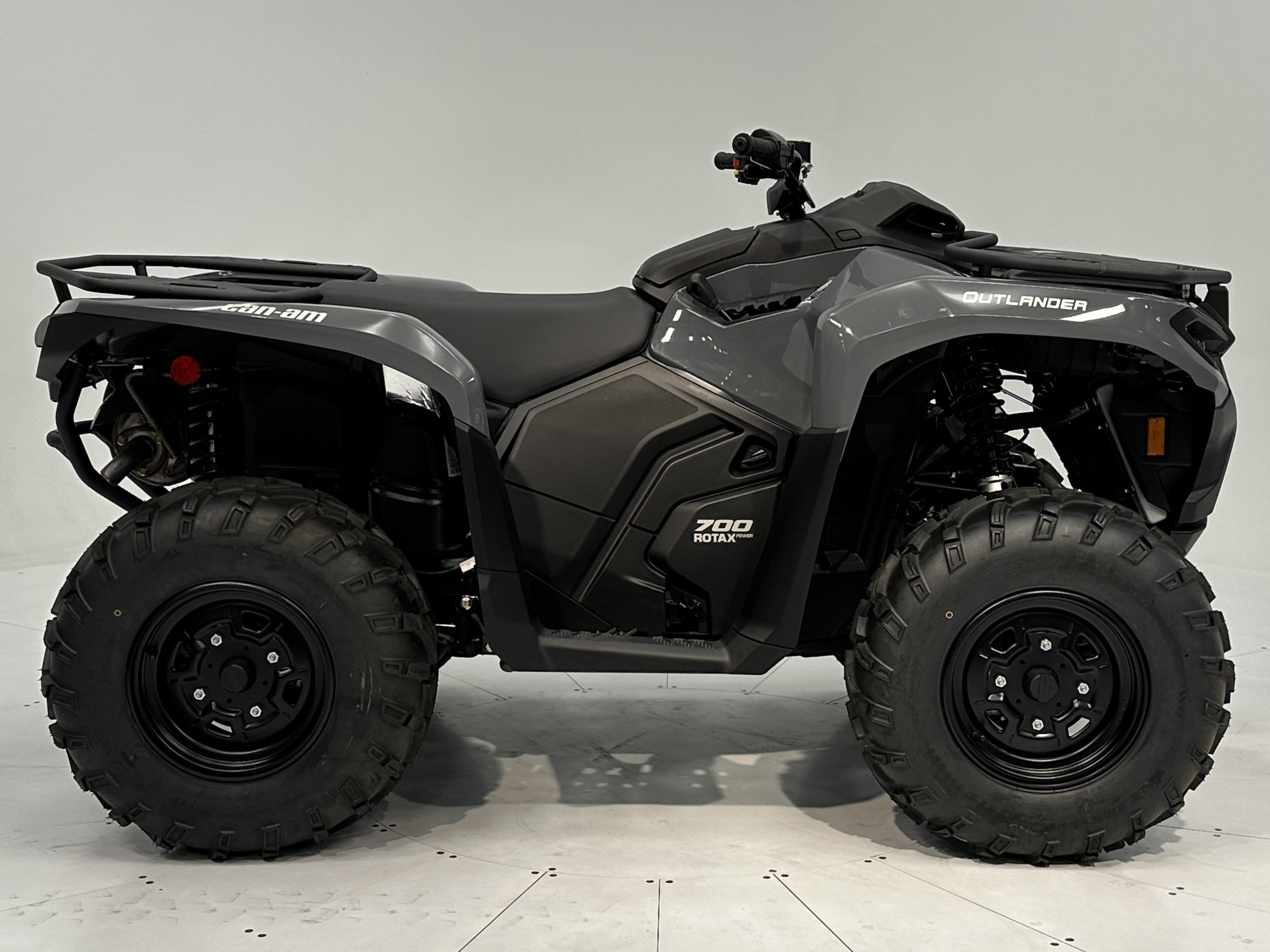 2025 Can-Am Outlander DPS 700