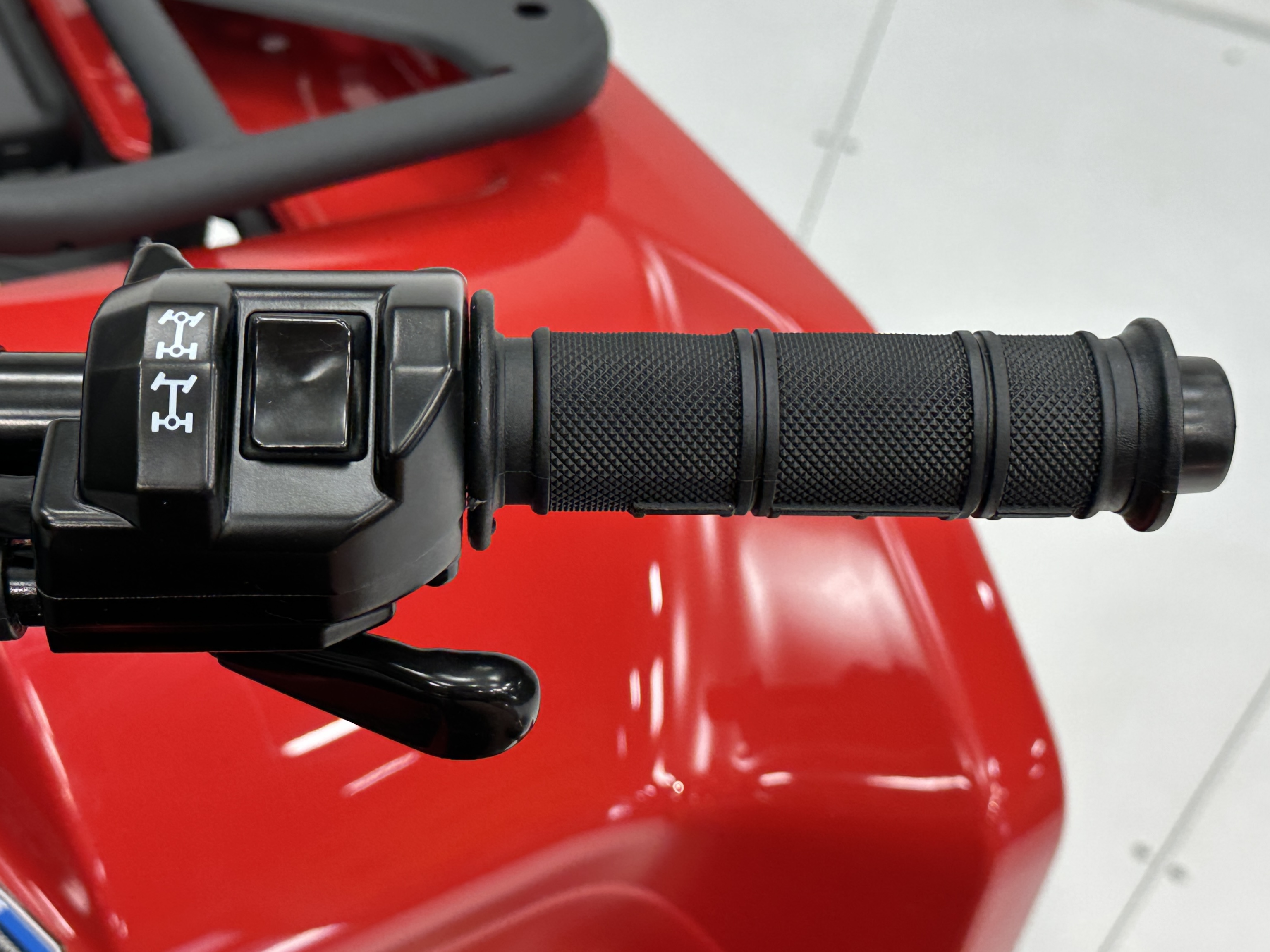 2025 Can-Am Outlander DPS 700 - Photo 8
