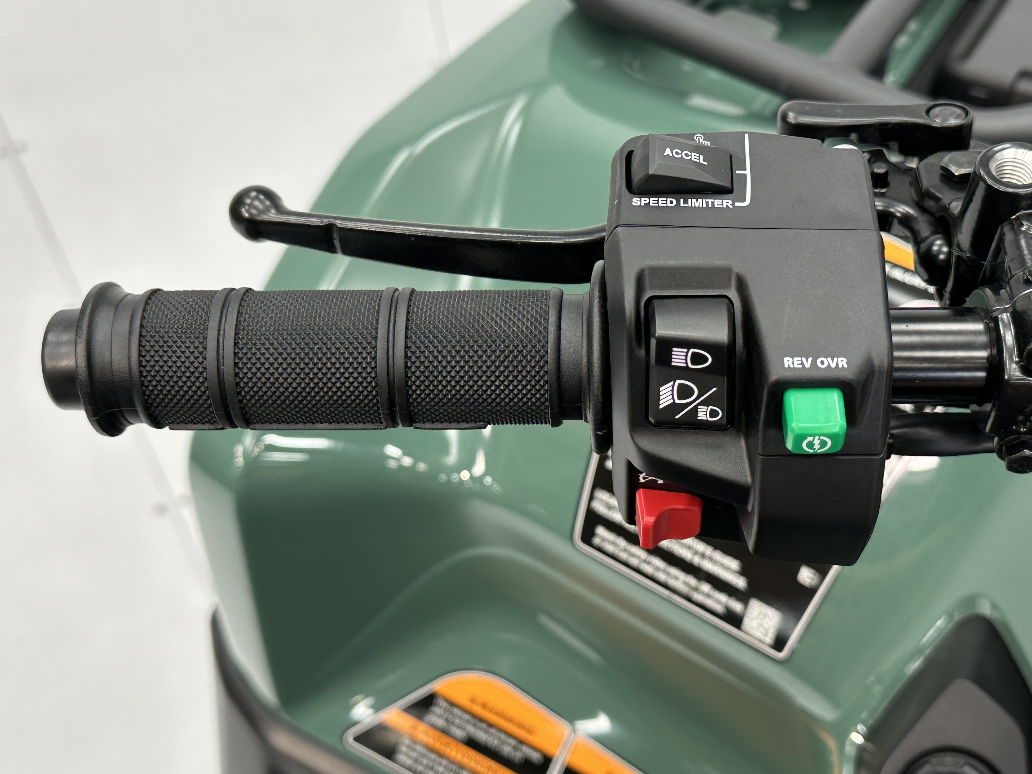 2025 Can-Am Outlander PRO XU HD7 - Photo 7