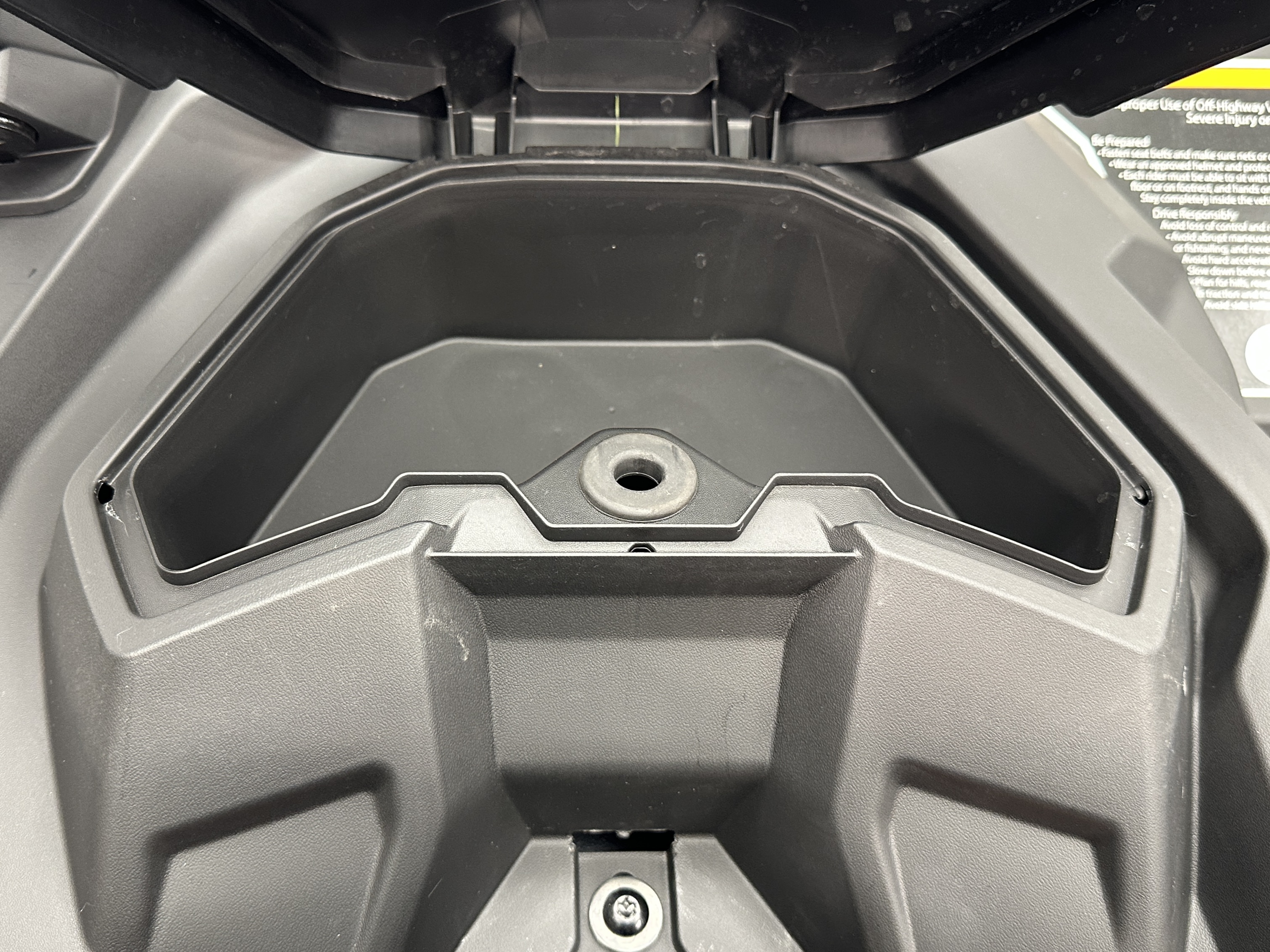 2025 Can-Am Maverick Sport DPS 1000R - Photo 11