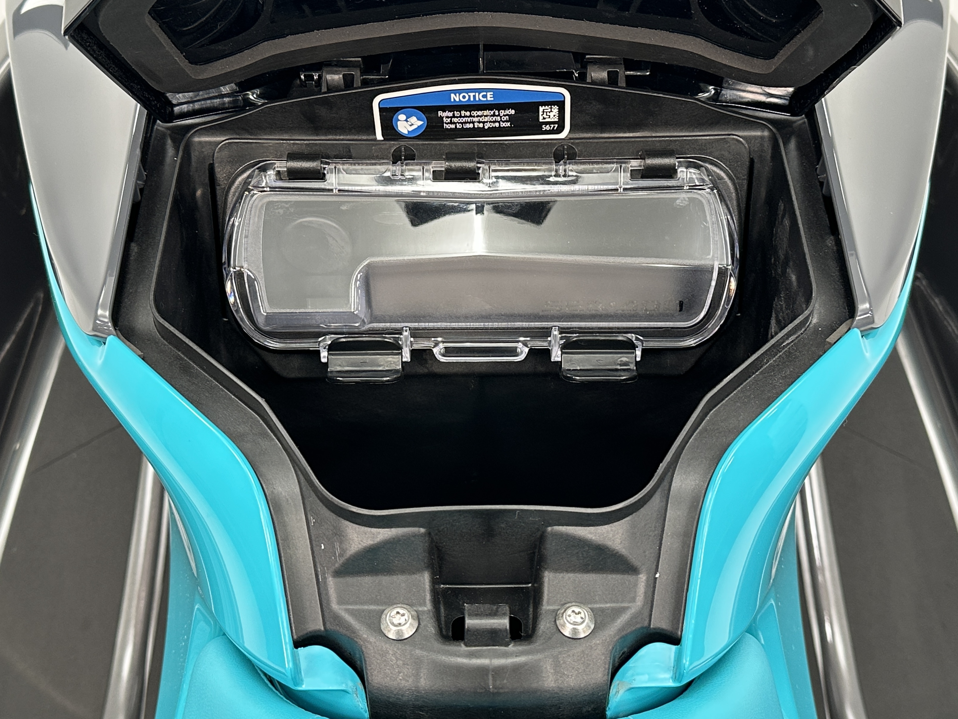2025 Sea-Doo GTR 230 - Photo 9