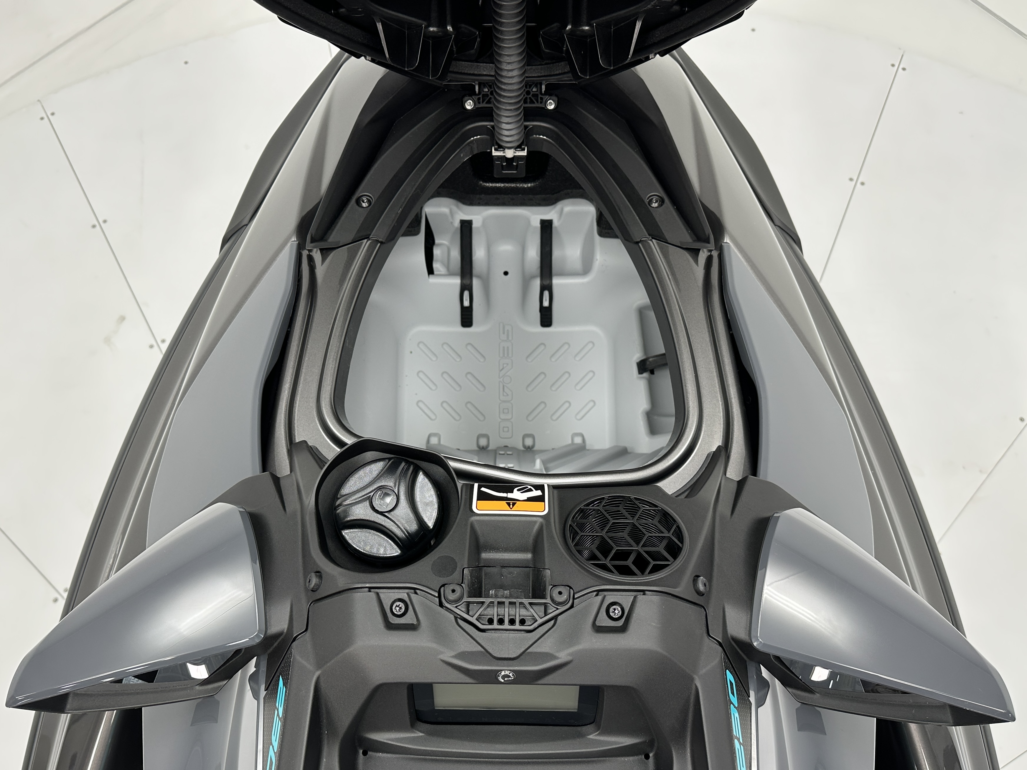 2025 Sea-Doo GTR 230 - Photo 10