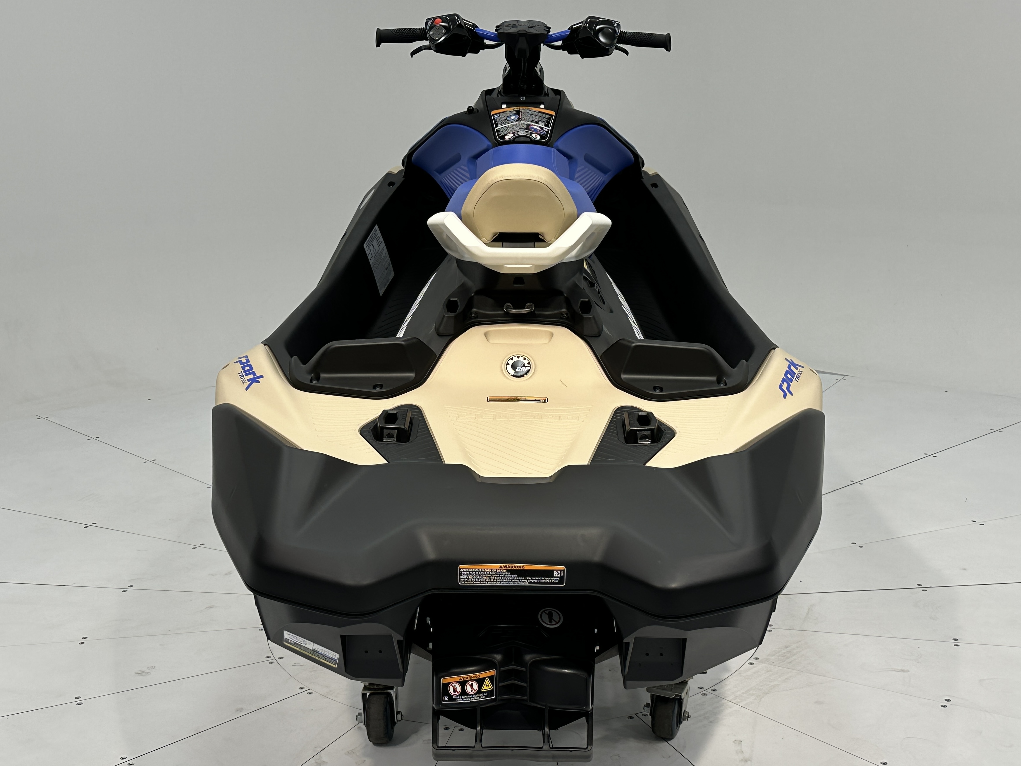 2025 Sea-Doo Spark 3up ACE-90 TRIXX - Photo 2