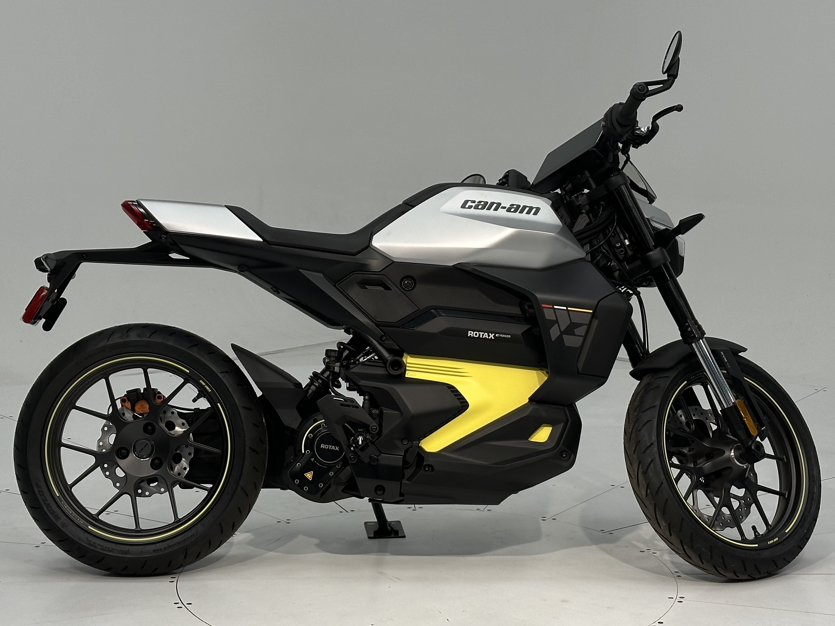 2025 Can-Am Pulse '73