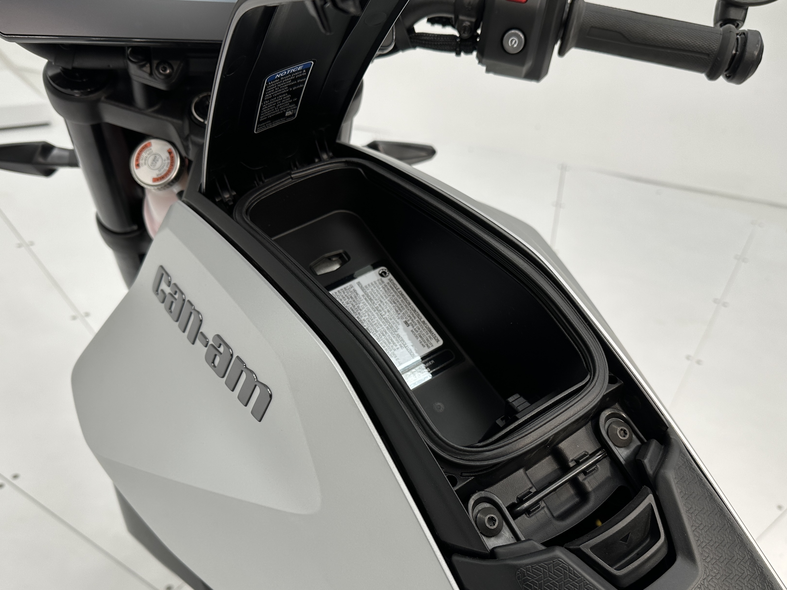 2025 Can-Am Pulse '73 - Photo 8