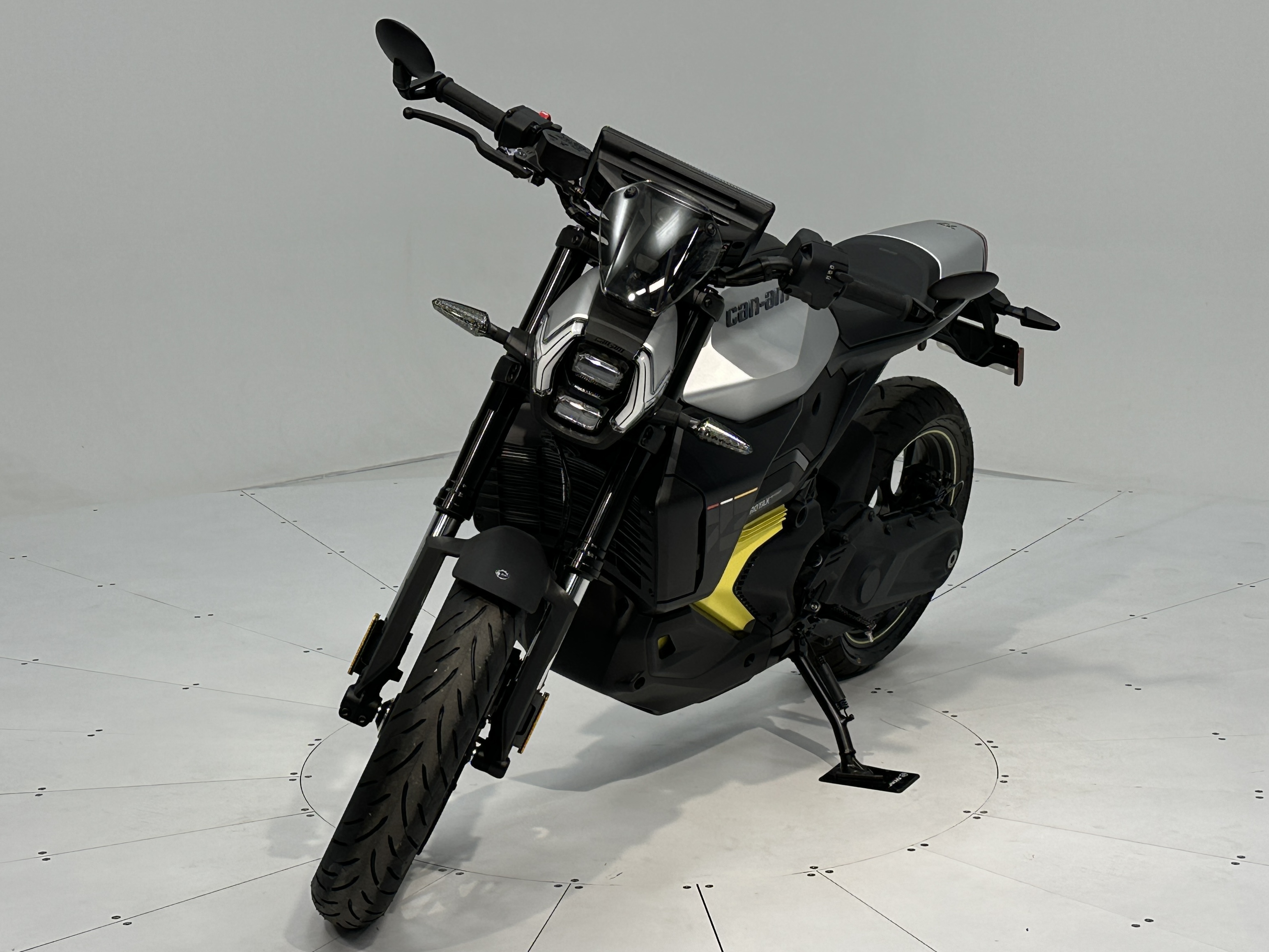 2025 Can-Am Pulse '73 - Photo 4