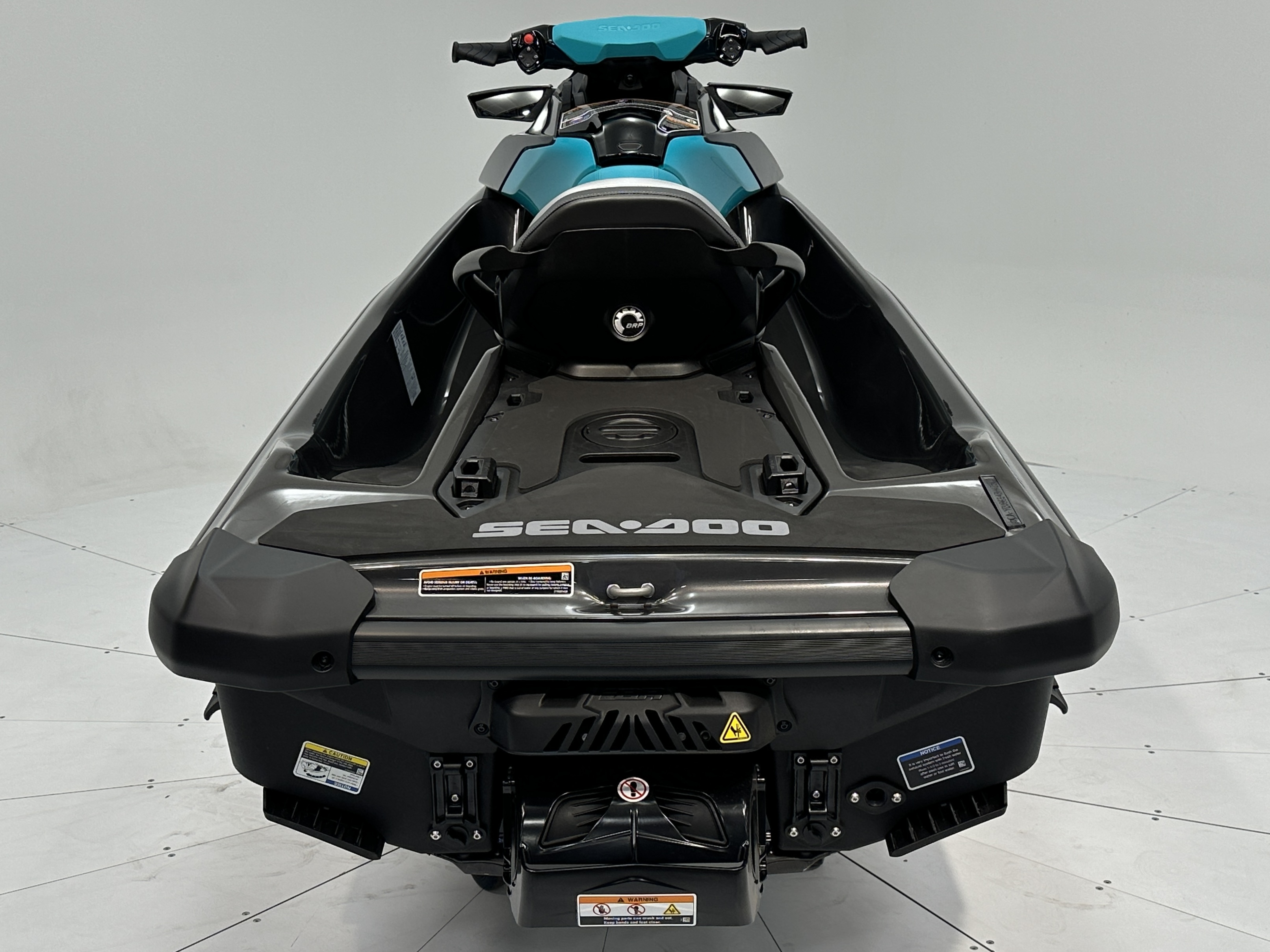 2025 Sea-Doo GTR 230 - Photo 2