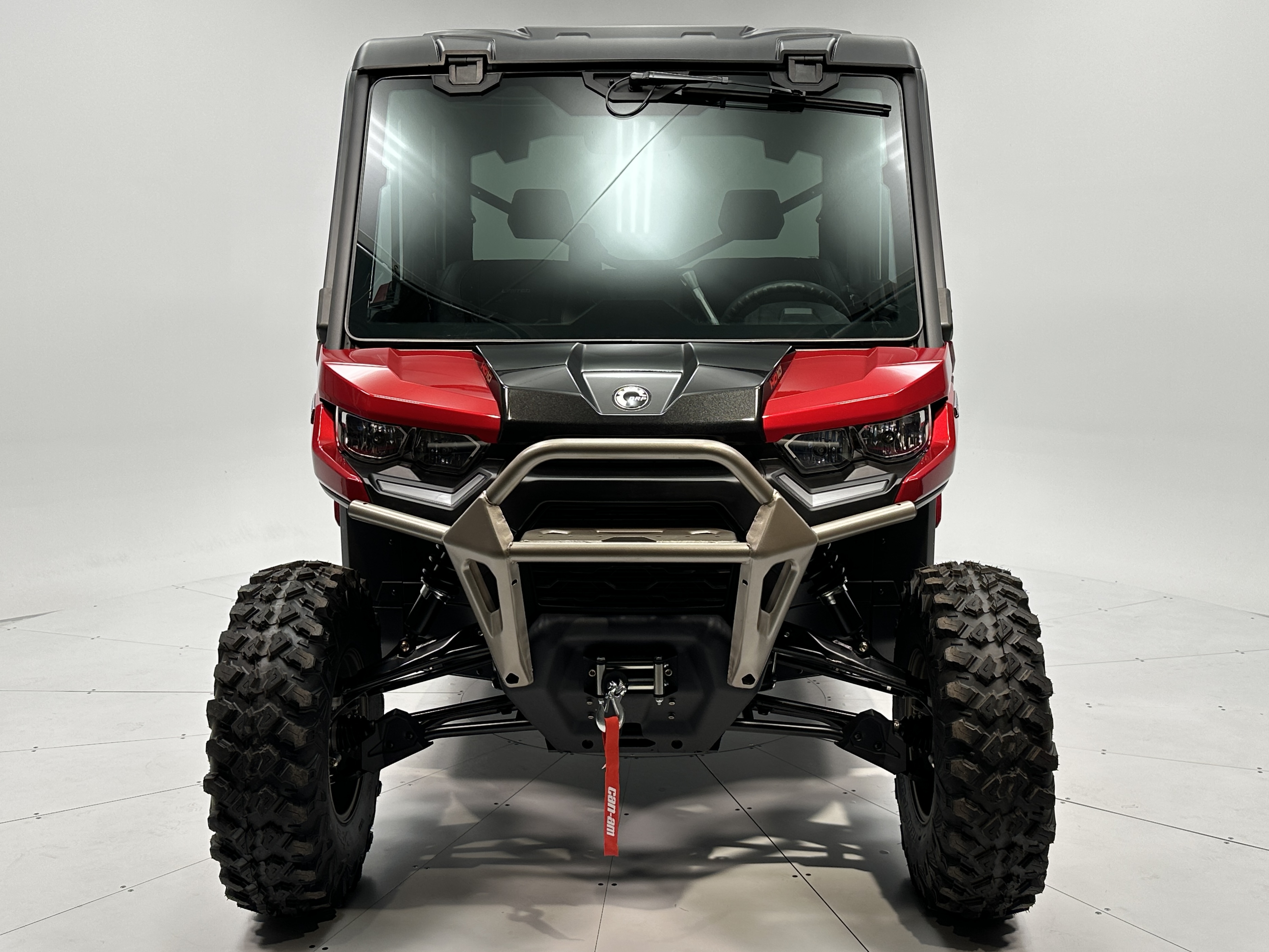 2025 Can-Am Defender MAX LIMITED CAB HD10 - Photo 4