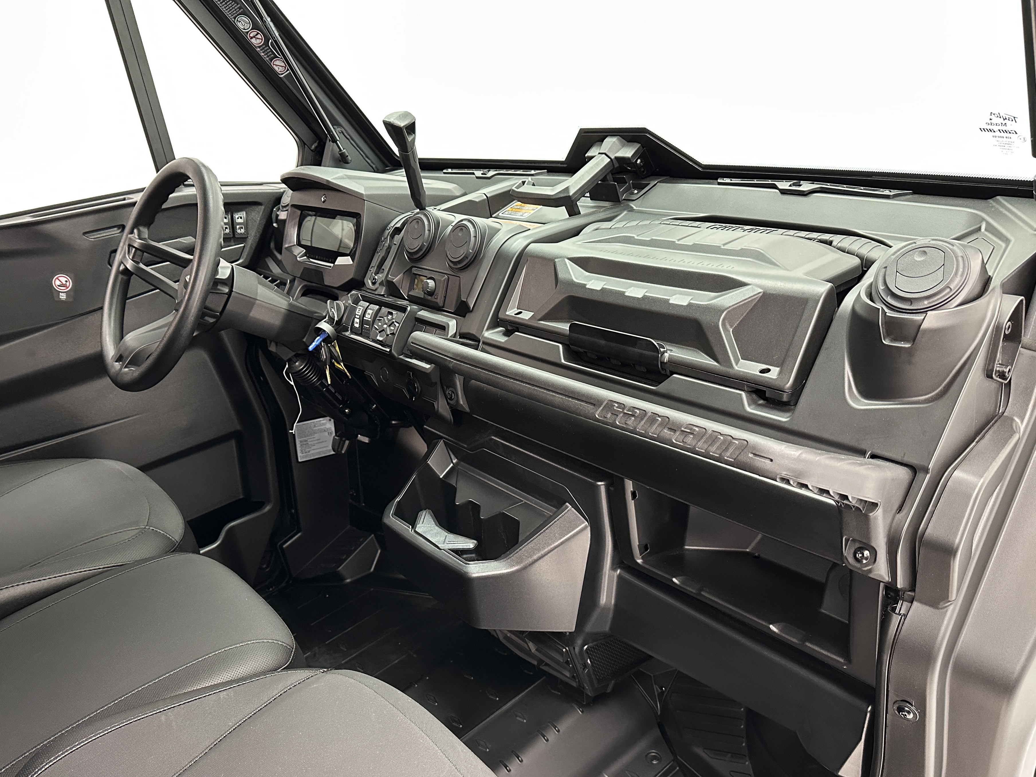 2025 Can-Am Defender MAX LIMITED CAB HD10 - Photo 6
