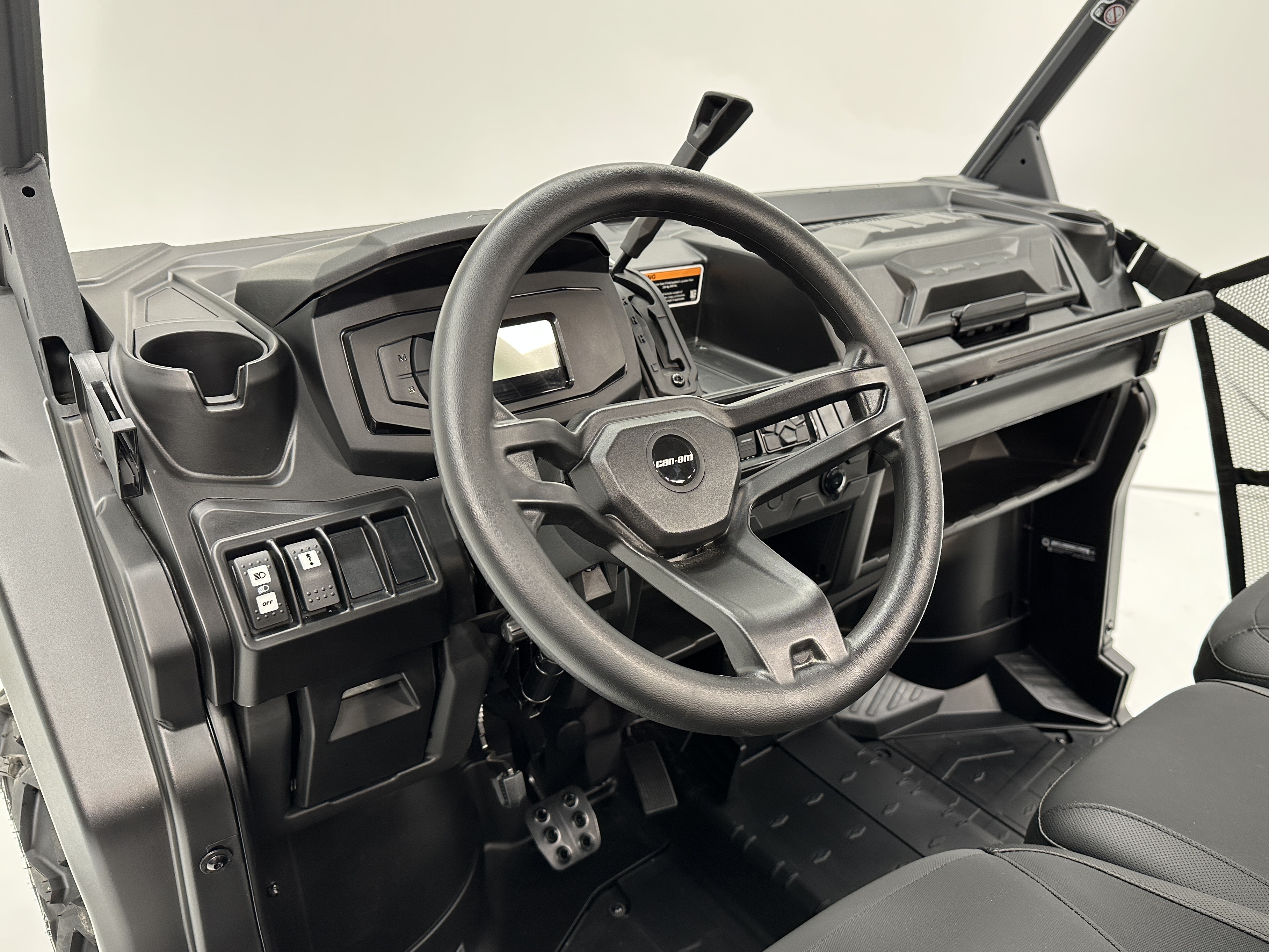 2025 Can-Am Defender XT HD9 - Photo 5